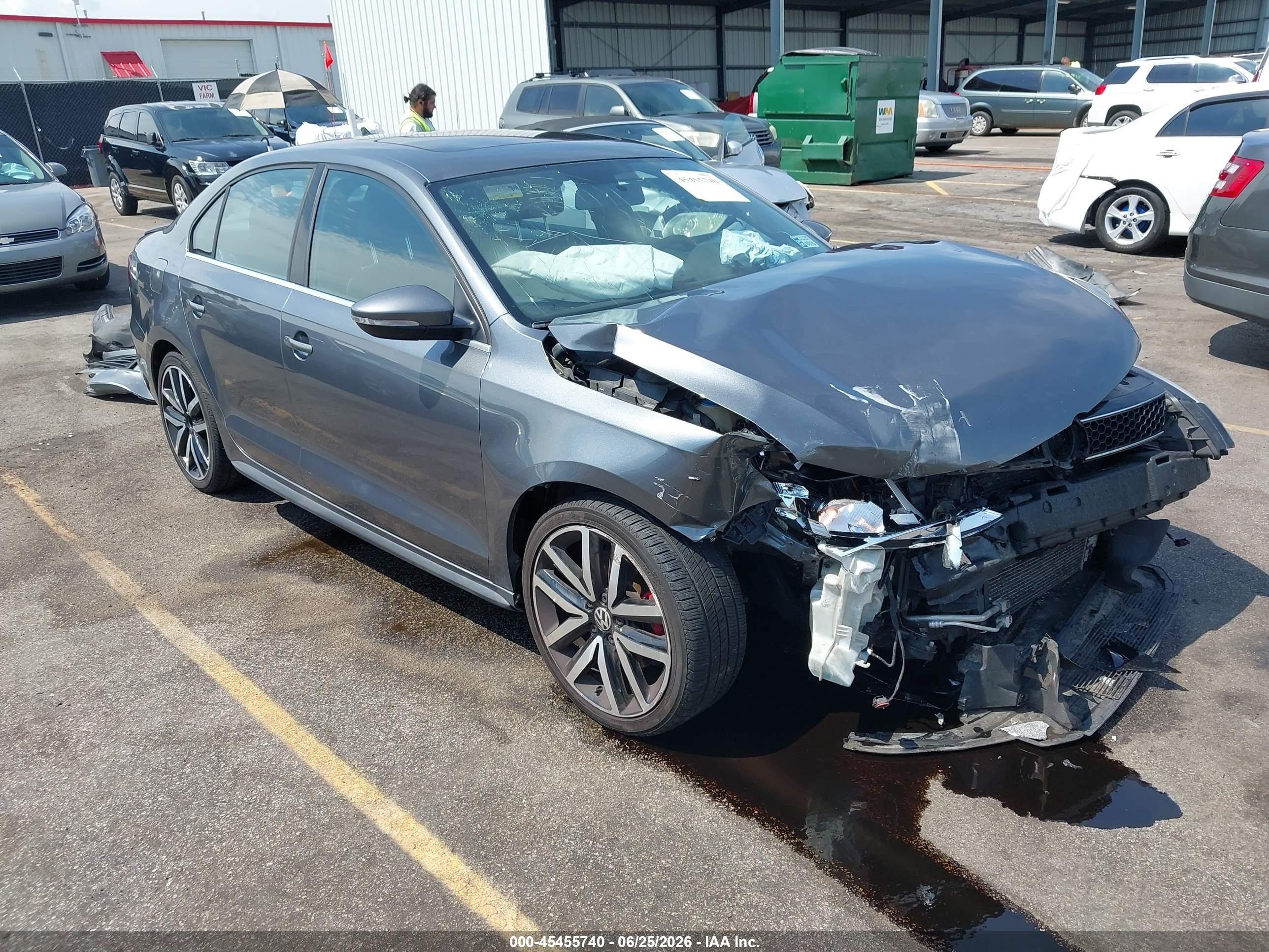 3VW567AJ0CM472086