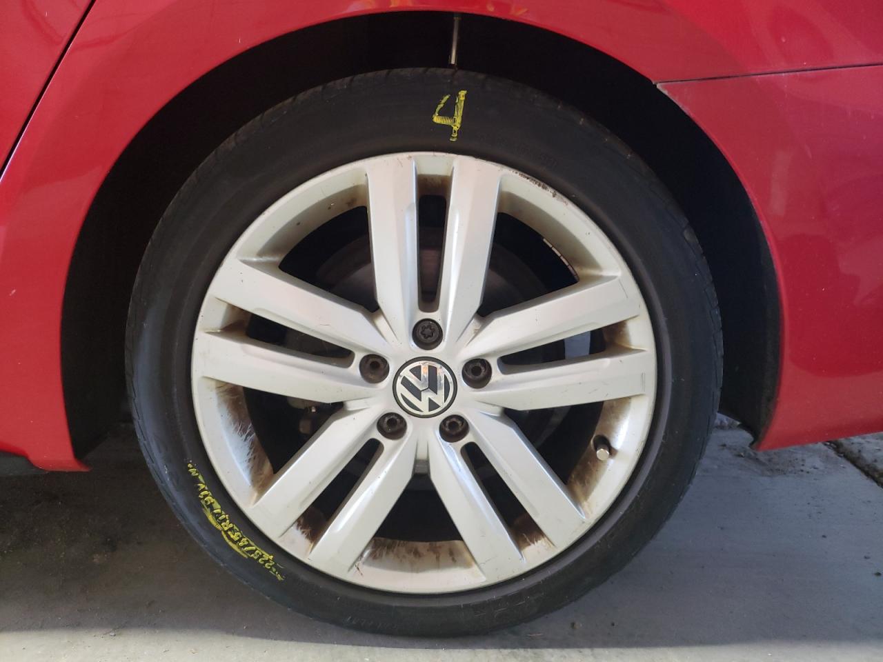 2013 Volkswagen Jetta Gli Red vin: 3VW567AJ0DM214152 Damage: Left Rear Wheel, Curb Rash, 2 To 3 Inches