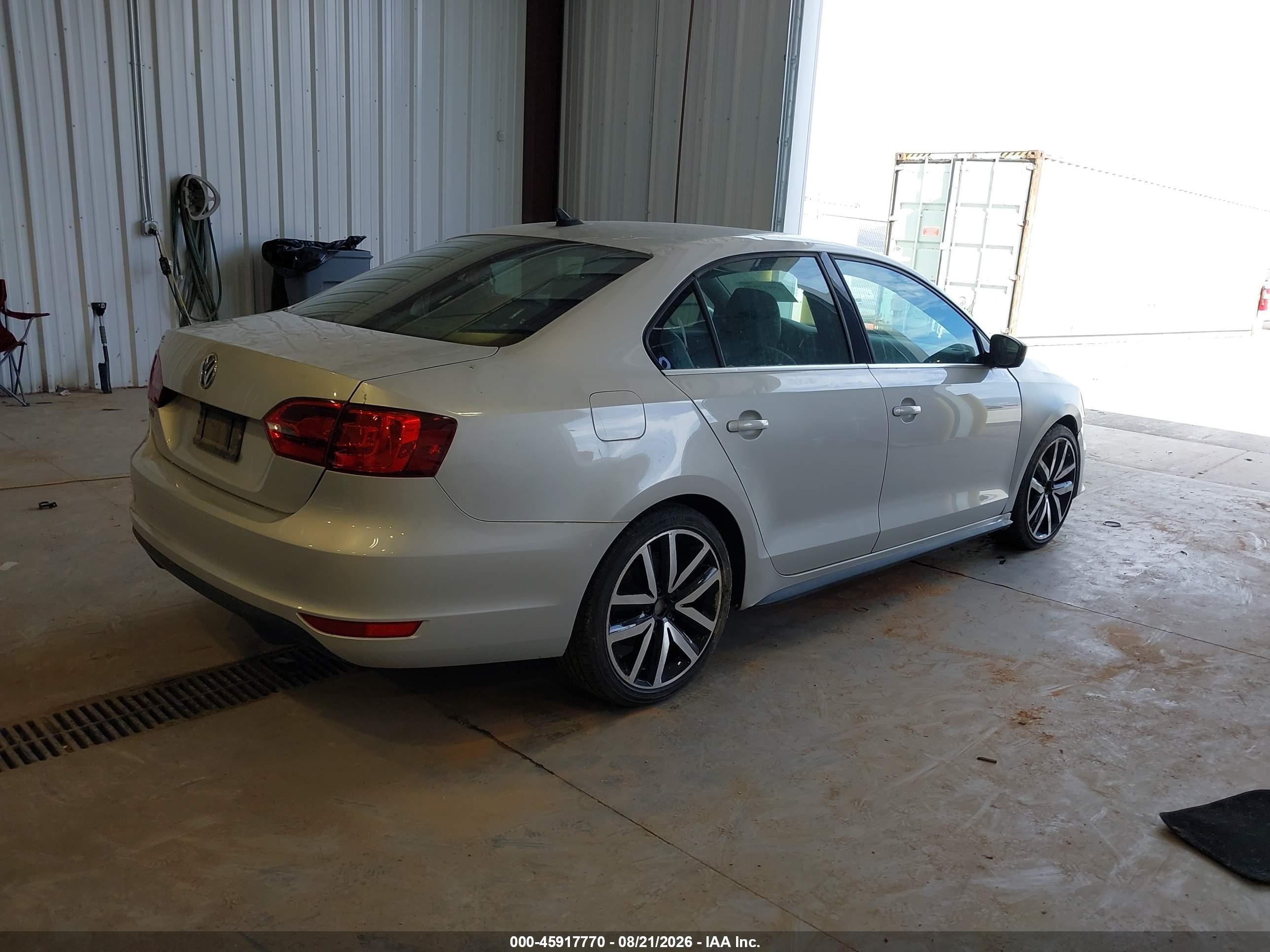 2012 Volkswagen Jetta Gli Autobahn Silver vin: 3VW567AJ2CM123656