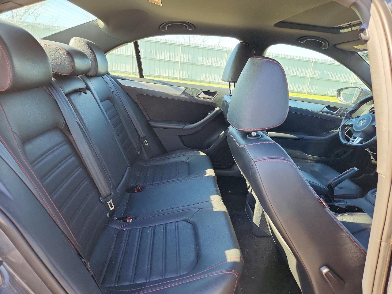 2013 Volkswagen Jetta Gli Gray vin: 3VW567AJ2DM378809