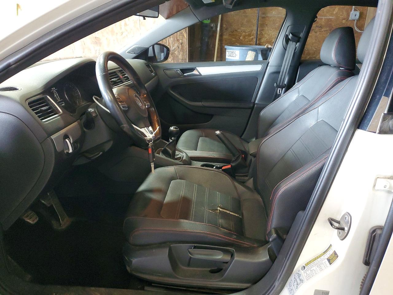 2012 Volkswagen Jetta Gli White vin: 3VW5A7AJ0CM009699