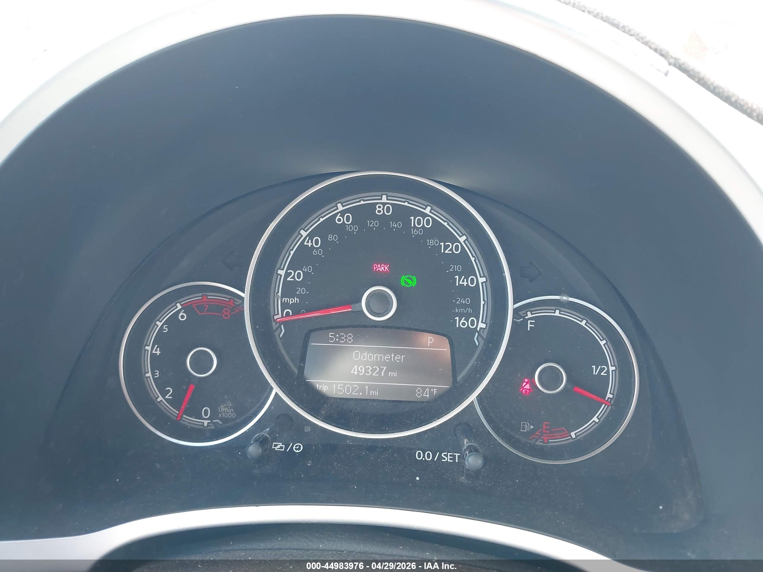 2018 Volkswagen Beetle 2.0t Coast/2.0t S/2.0t Se Gray vin: 3VW5DAAT0JM515472