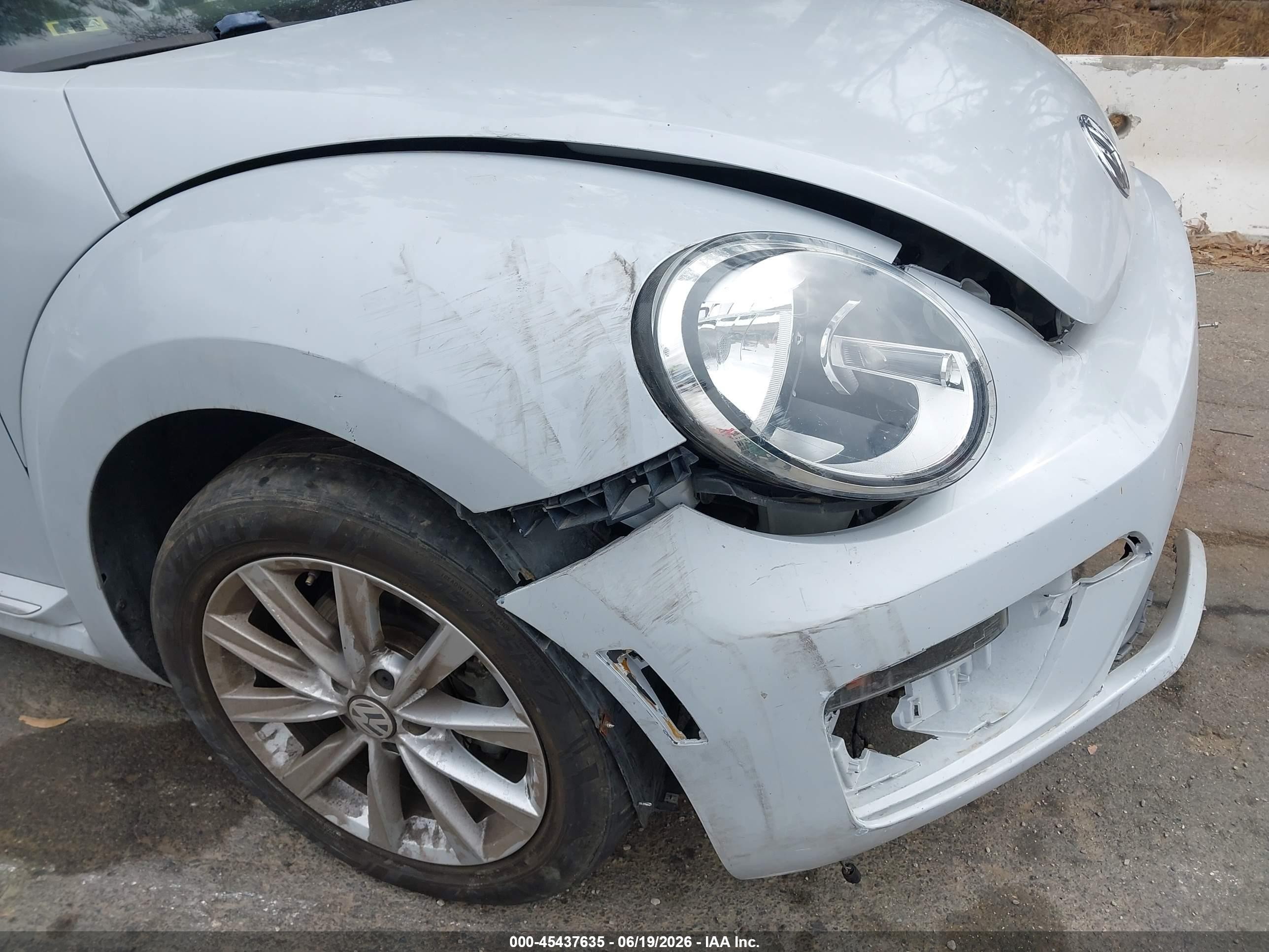 2018 Volkswagen Beetle Серый vin: 3VW5DAAT2JM518115