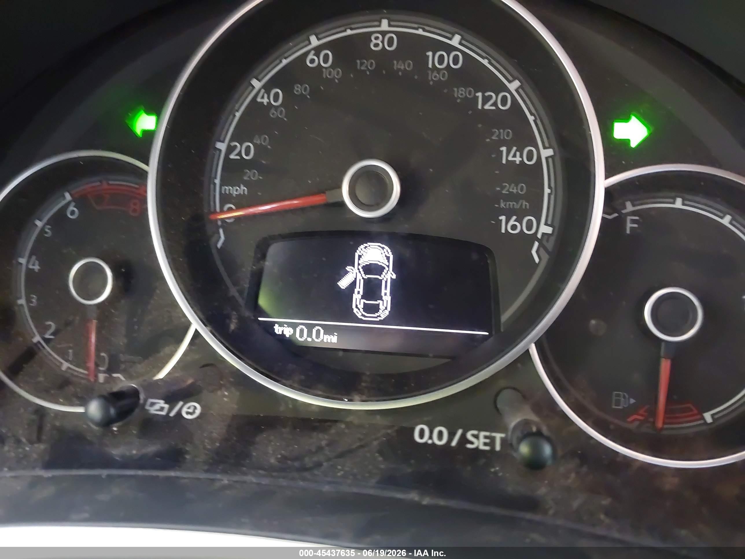 2018 Volkswagen Beetle Серый vin: 3VW5DAAT2JM518115