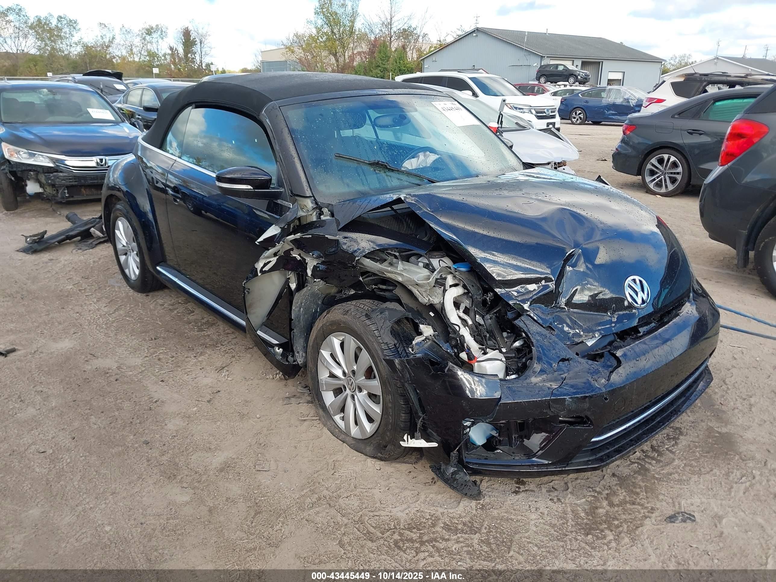 3VW5DAAT9JM515678