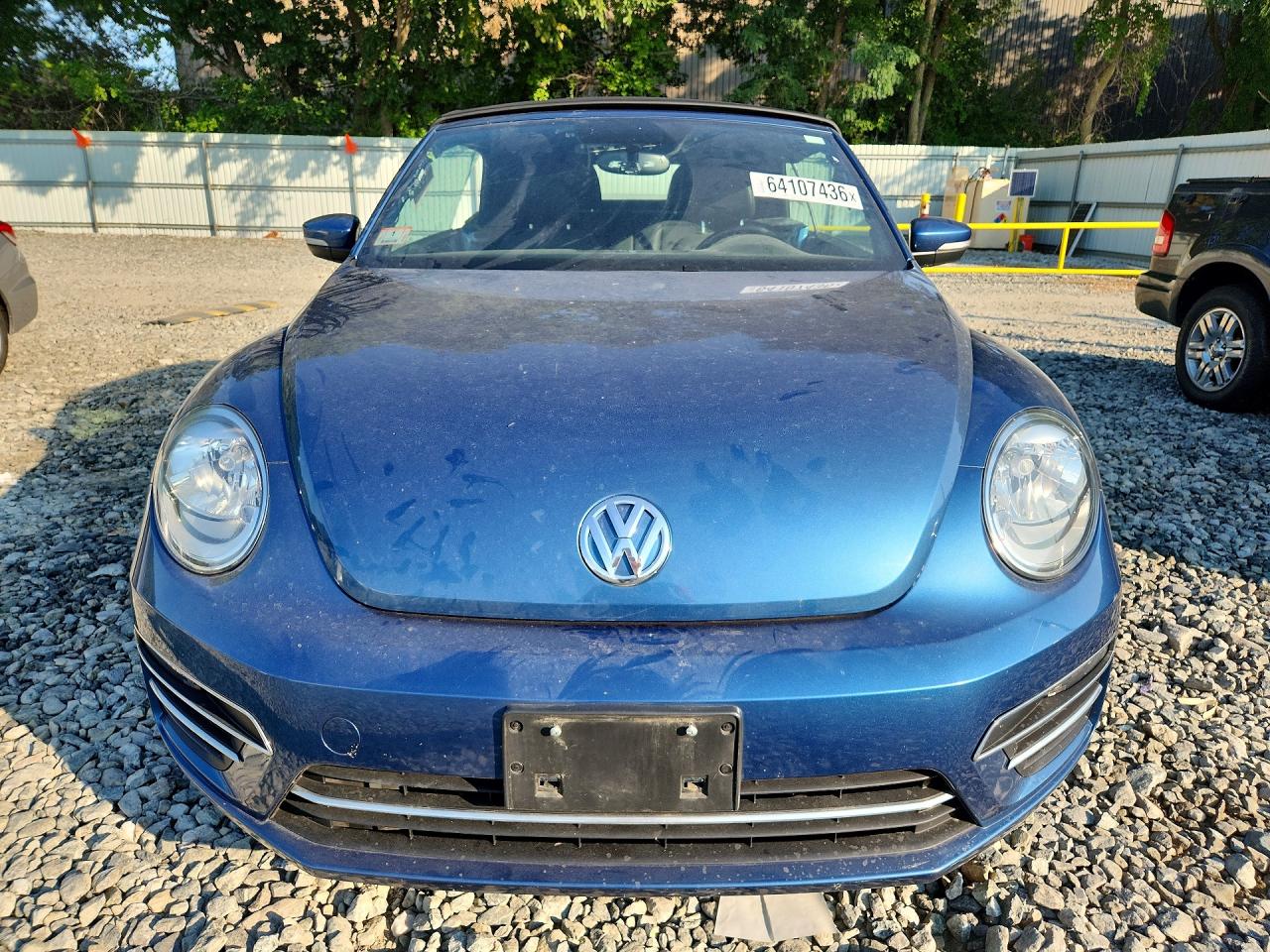 2019 Volkswagen Beetle S Blue vin: 3VW5DAATXKM504982