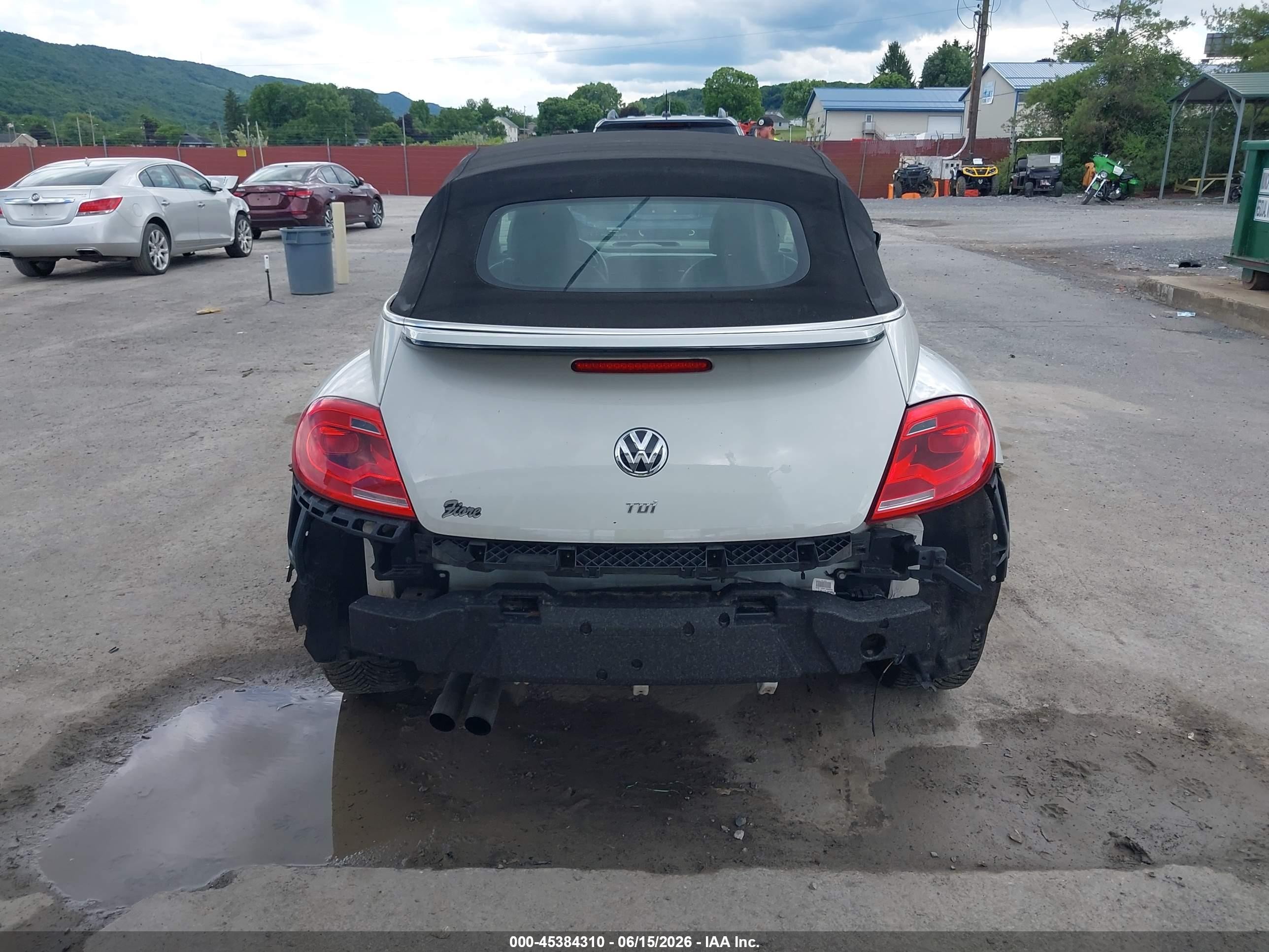 2014 Volkswagen Beetle 2.0l Tdi White vin: 3VW5L7AT1EM817834
