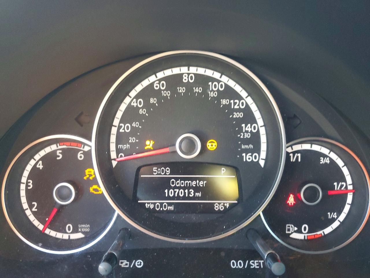 2014 Volkswagen Beetle Blue vin: 3VW5L7AT1EM823505