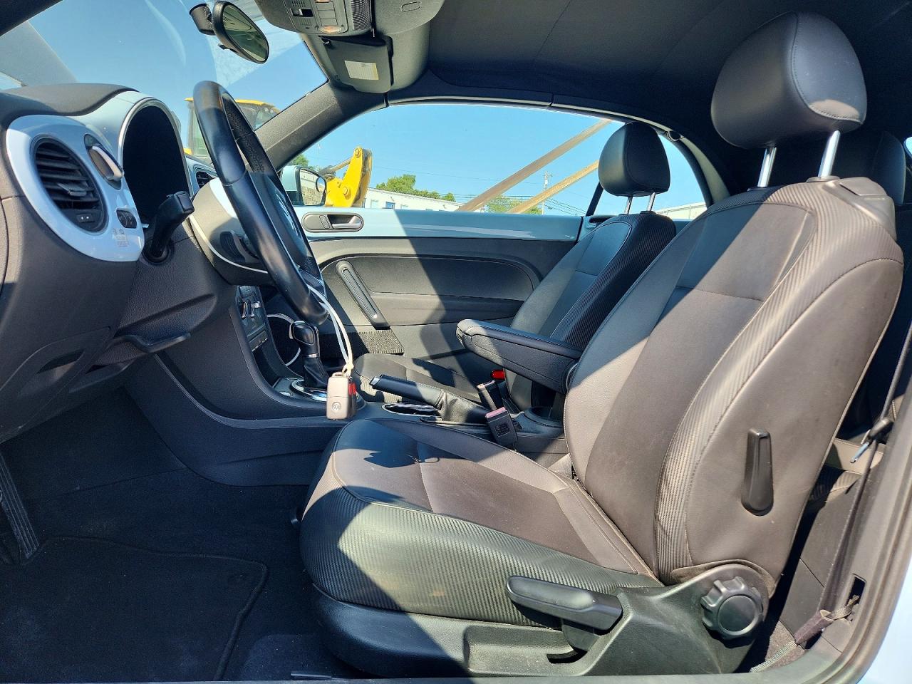 2013 Volkswagen Beetle Blue vin: 3VW5L7AT4DM816014