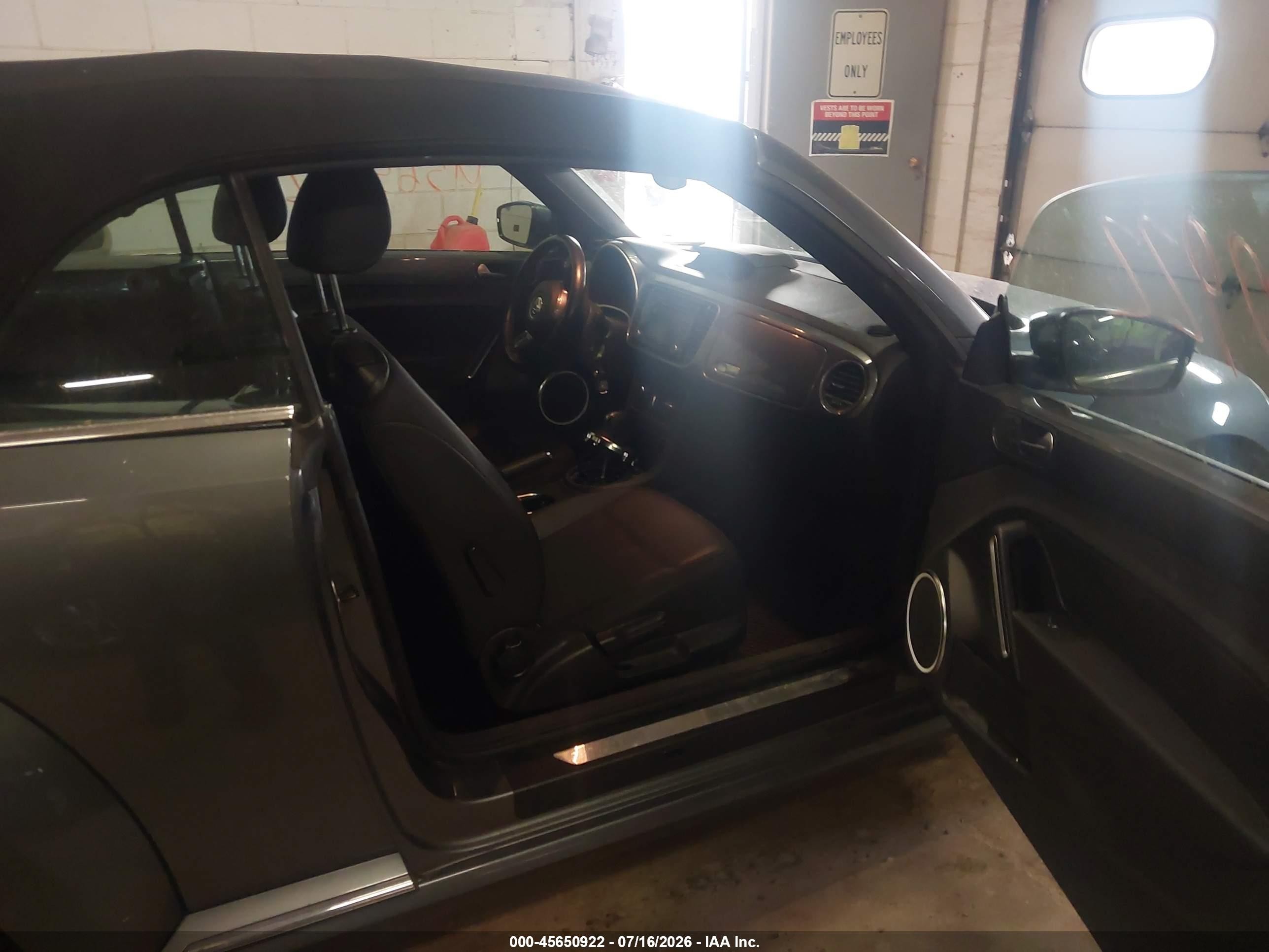 2013 Volkswagen Beetle 2.0l Tdi Gray vin: 3VW5L7AT6DM815625