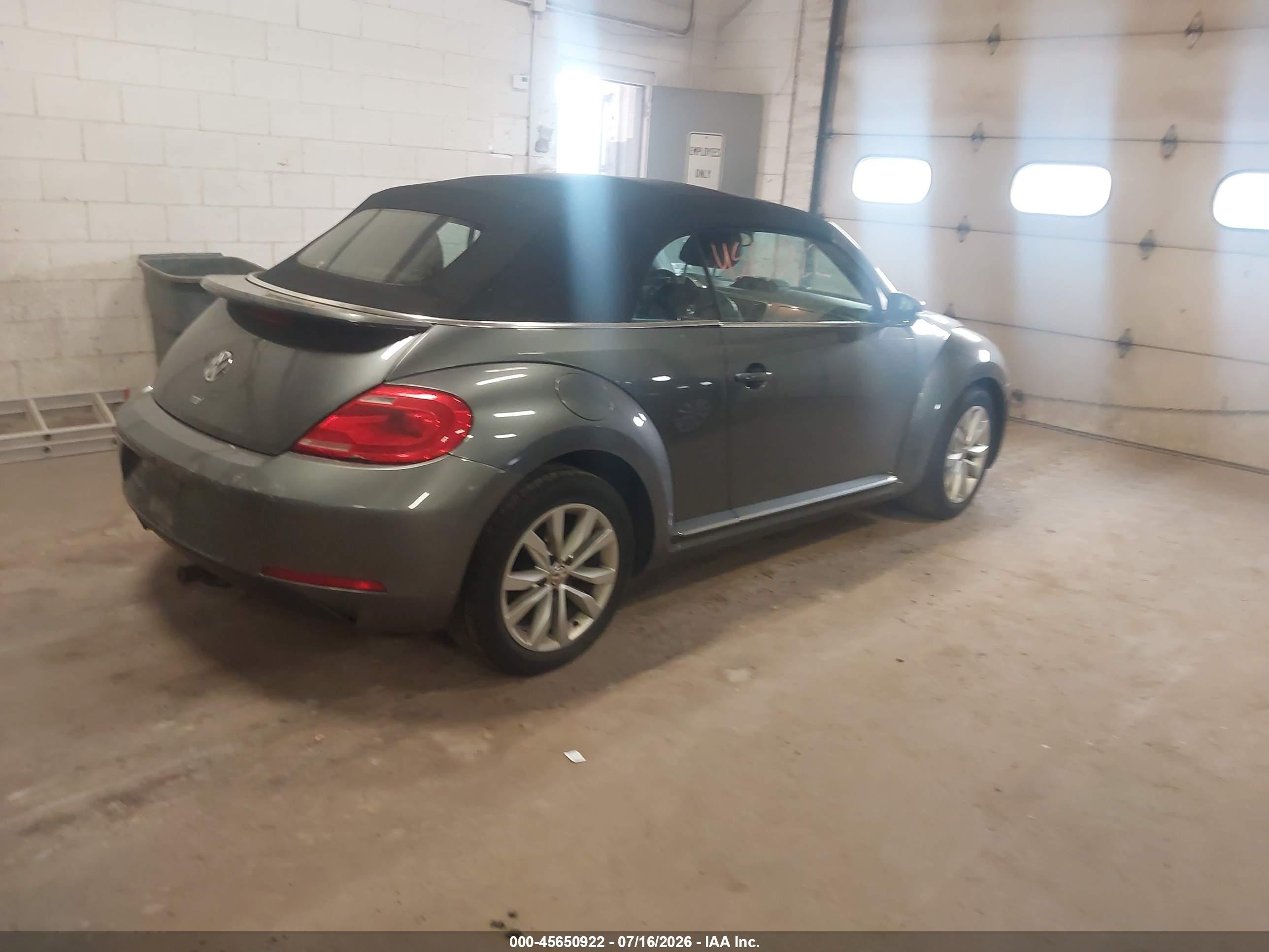 2013 Volkswagen Beetle 2.0l Tdi Gray vin: 3VW5L7AT6DM815625