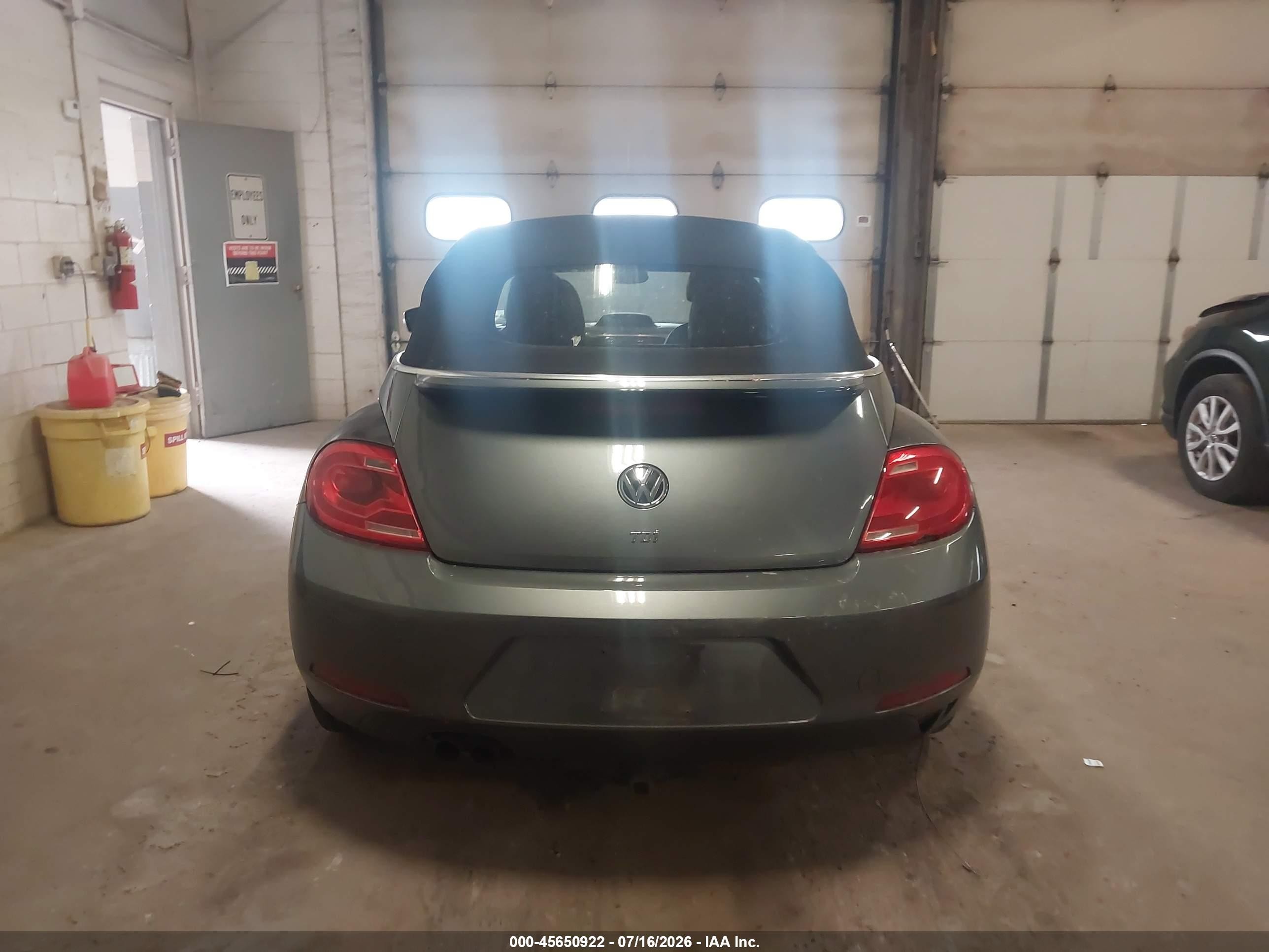 2013 Volkswagen Beetle 2.0l Tdi Gray vin: 3VW5L7AT6DM815625