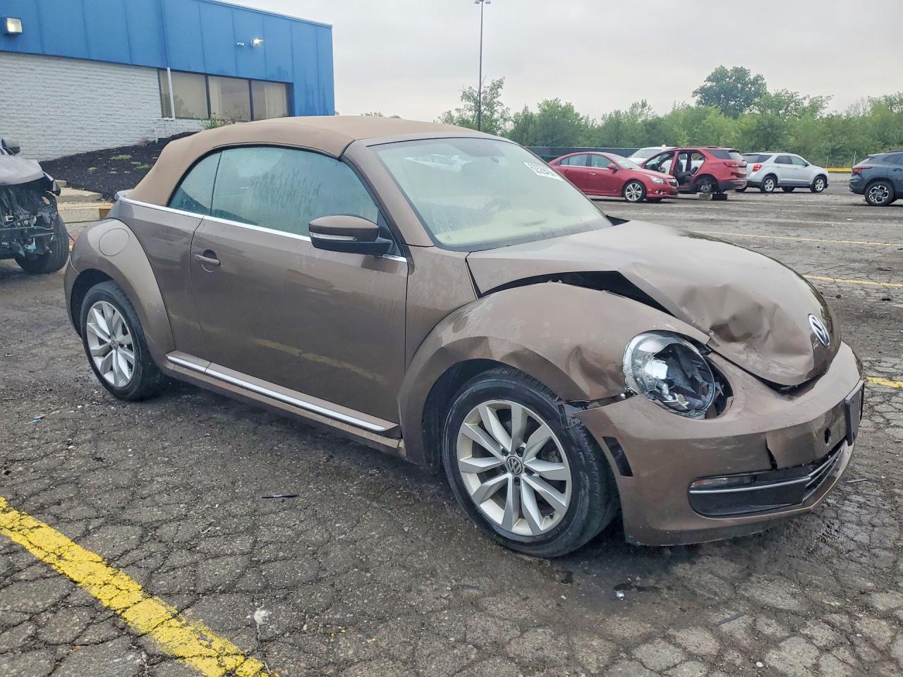 2013 Volkswagen Beetle Tan vin: 3VW5L7AT7DM831347