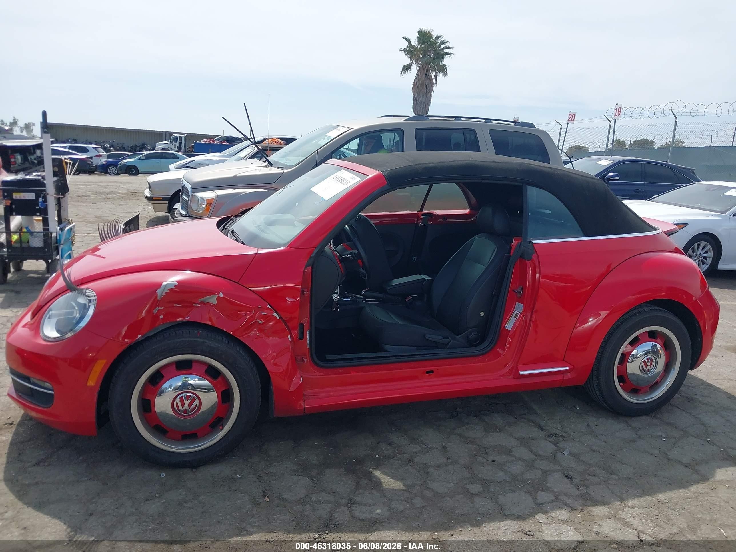 2013 Volkswagen Beetle 2.0l Tdi Red vin: 3VW5L7ATXDM817751