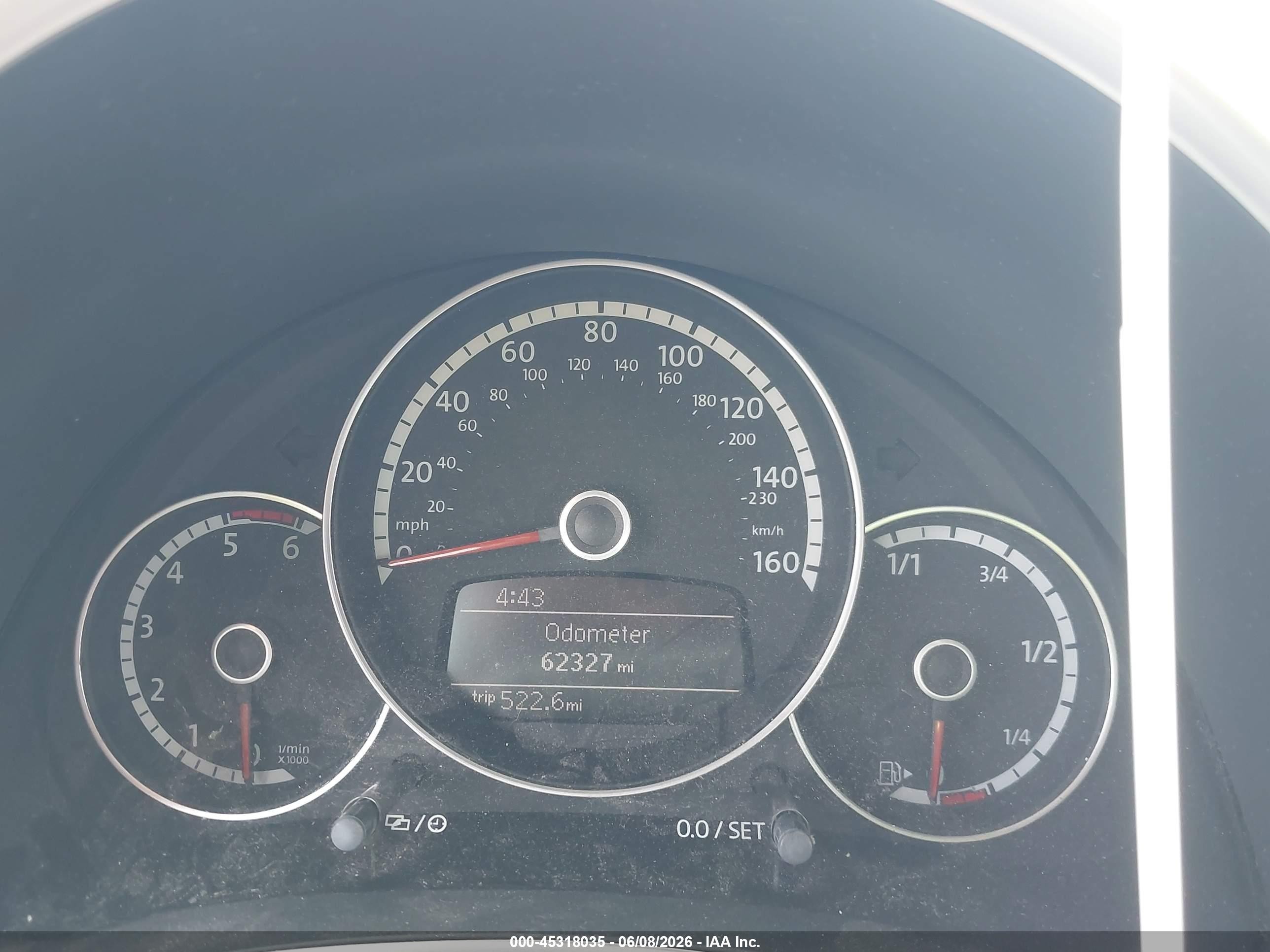 2013 Volkswagen Beetle 2.0l Tdi Red vin: 3VW5L7ATXDM817751