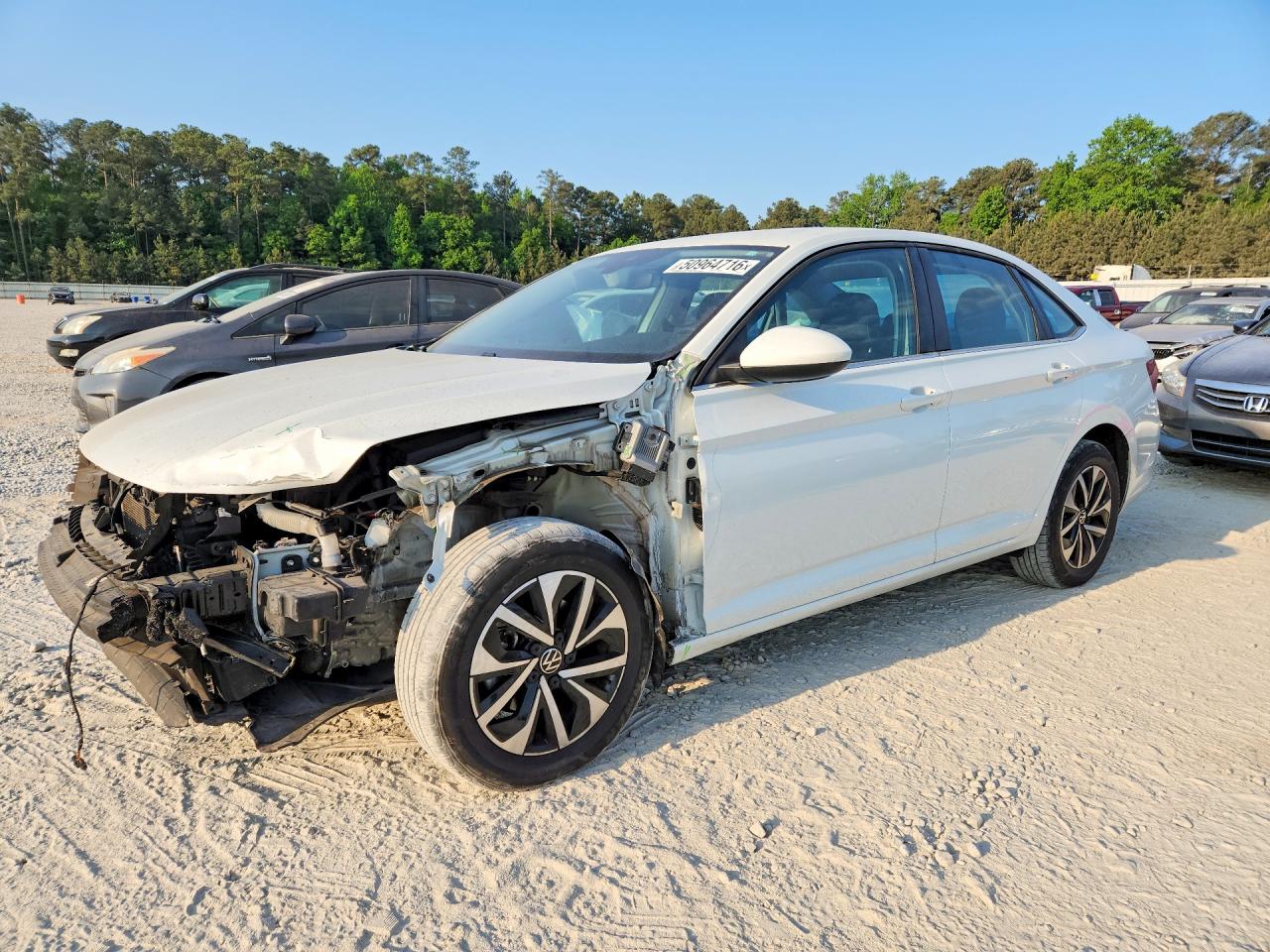 3VW5M7BU3RM003226
