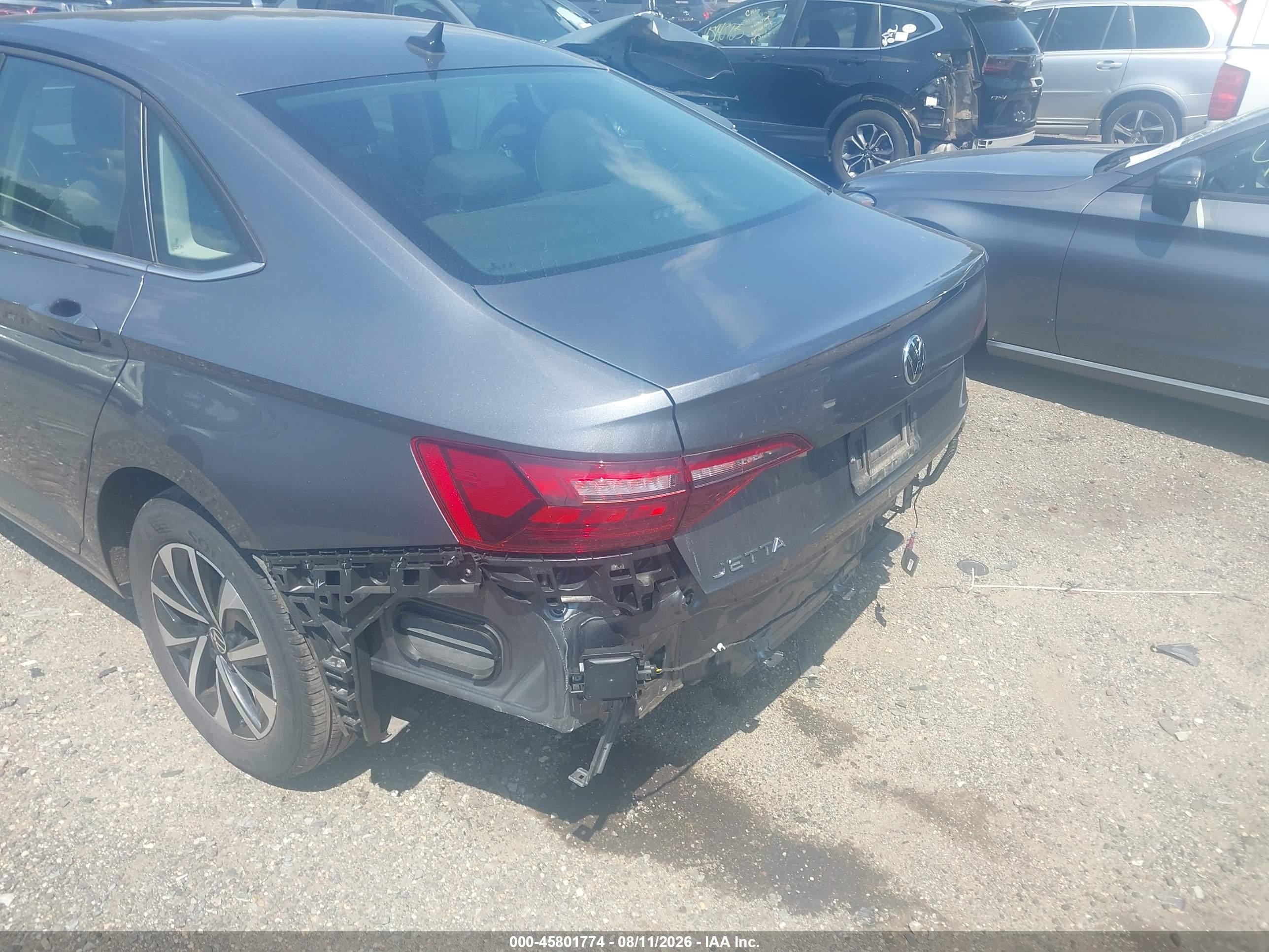 2024 Volkswagen Jetta 1.5t S Серый vin: 3VW5M7BU9RM045660