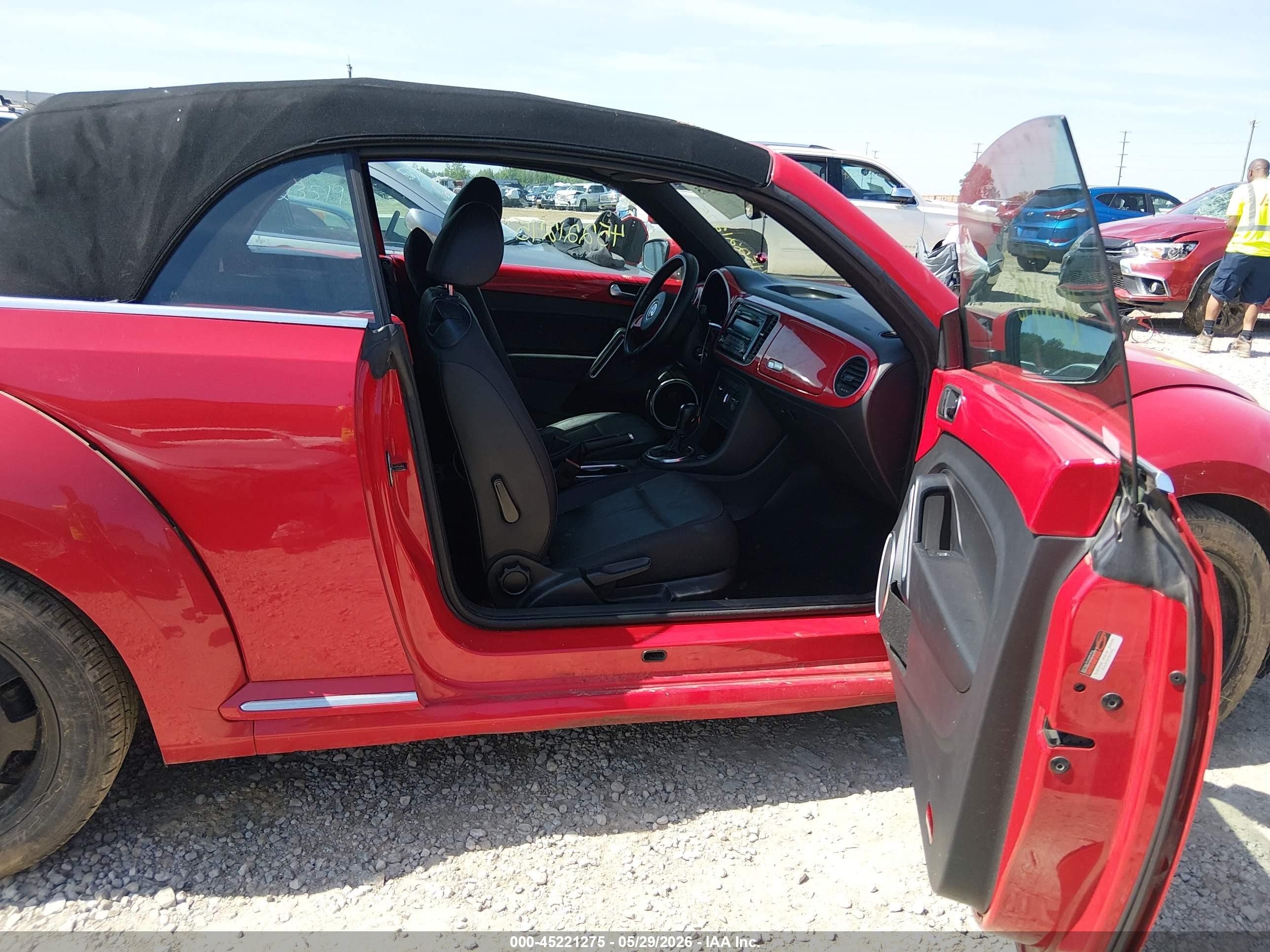 2013 Volkswagen Beetle 2.5l Red vin: 3VW5P7AT0DM816788