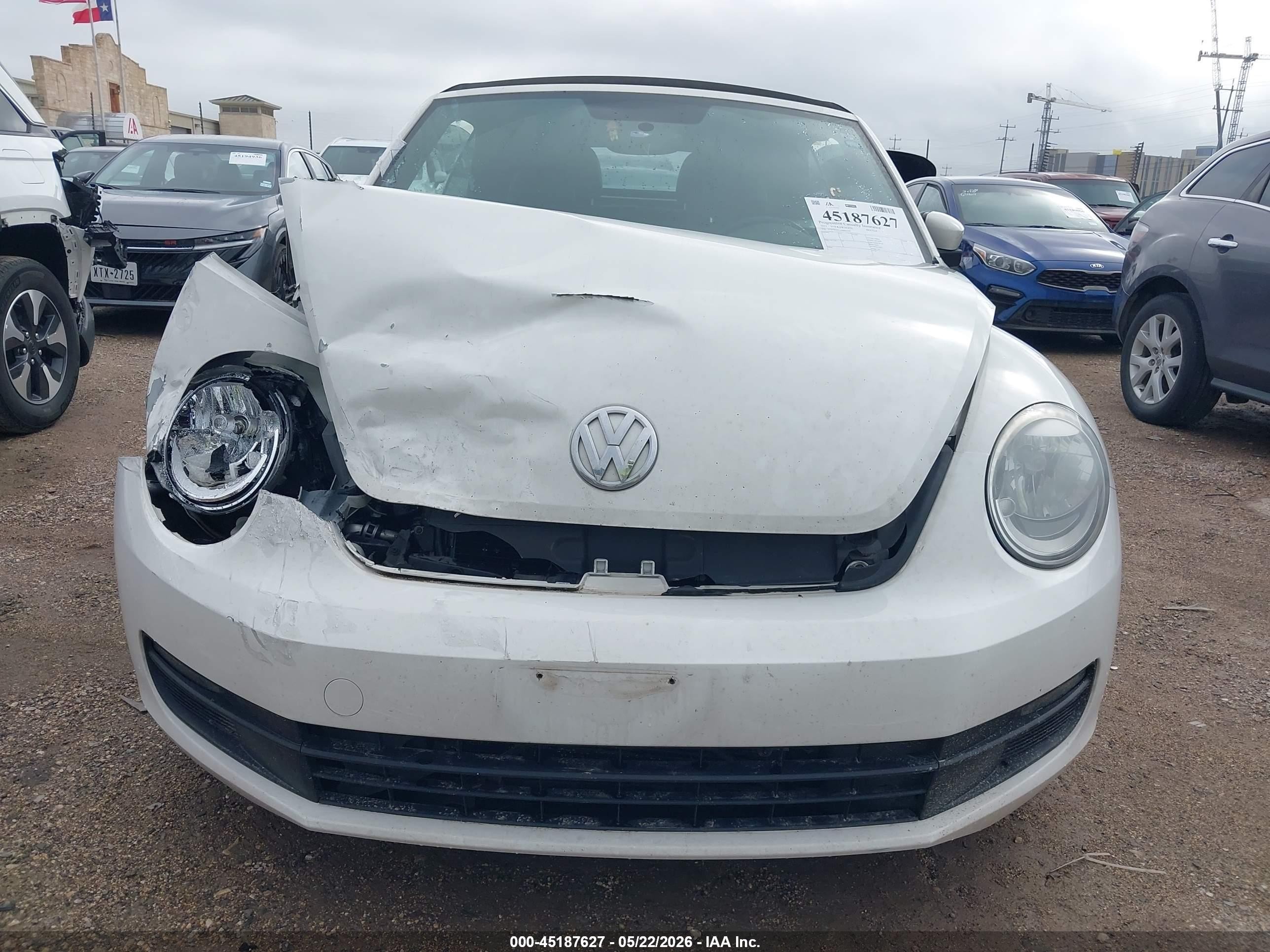 2013 Volkswagen Beetle 2.5l White vin: 3VW5P7AT1DM816590