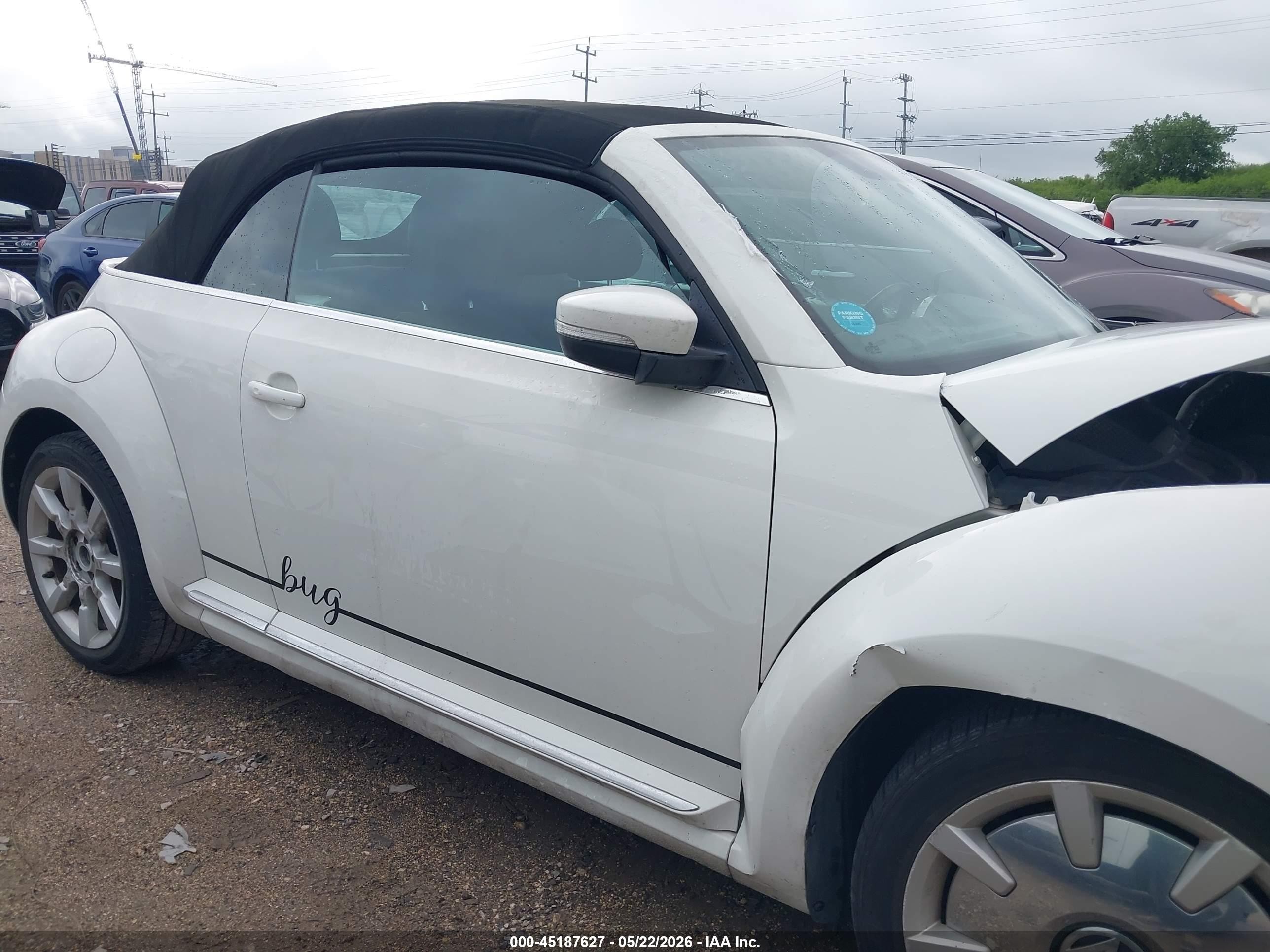 2013 Volkswagen Beetle 2.5l White vin: 3VW5P7AT1DM816590