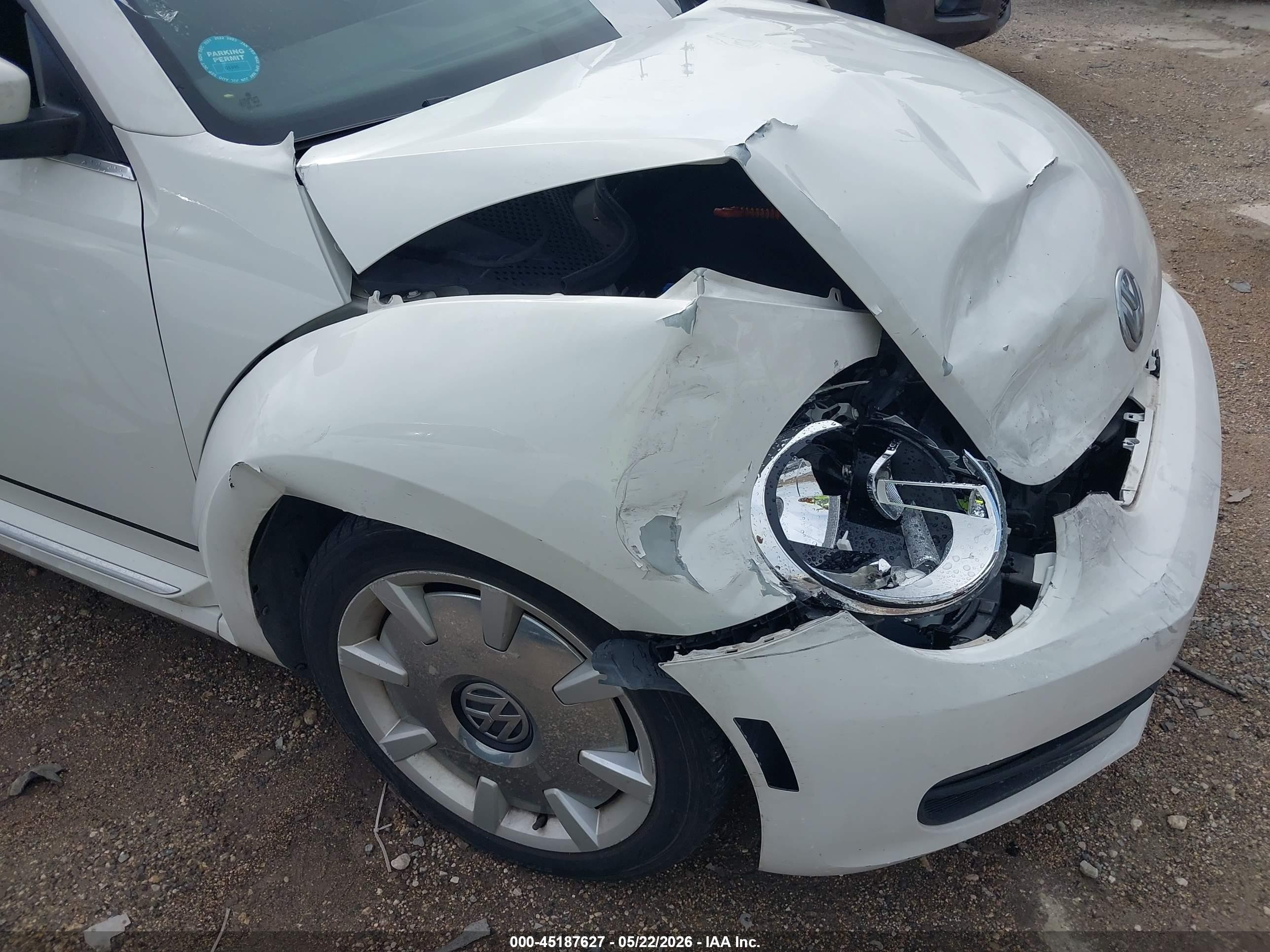 2013 Volkswagen Beetle 2.5l White vin: 3VW5P7AT1DM816590
