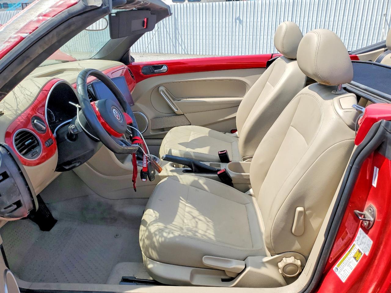 2013 Volkswagen Beetle Red vin: 3VW5P7AT1DM822728