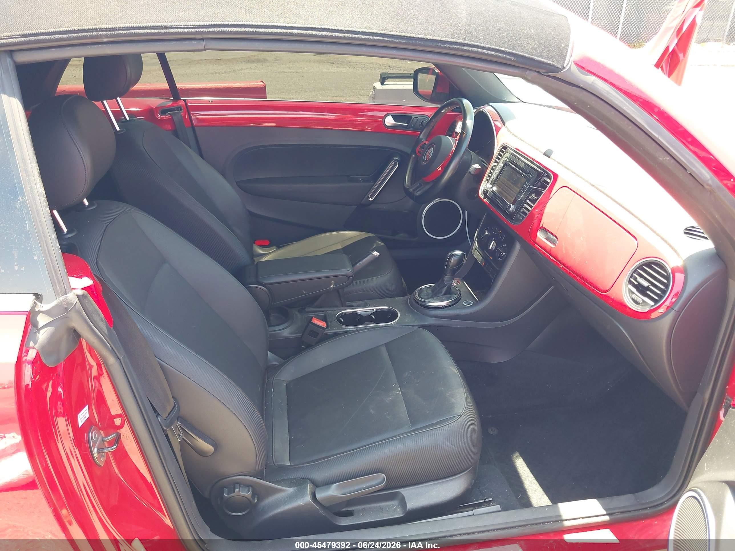 2014 Volkswagen Beetle 2.5l Red vin: 3VW5P7AT1EM805221