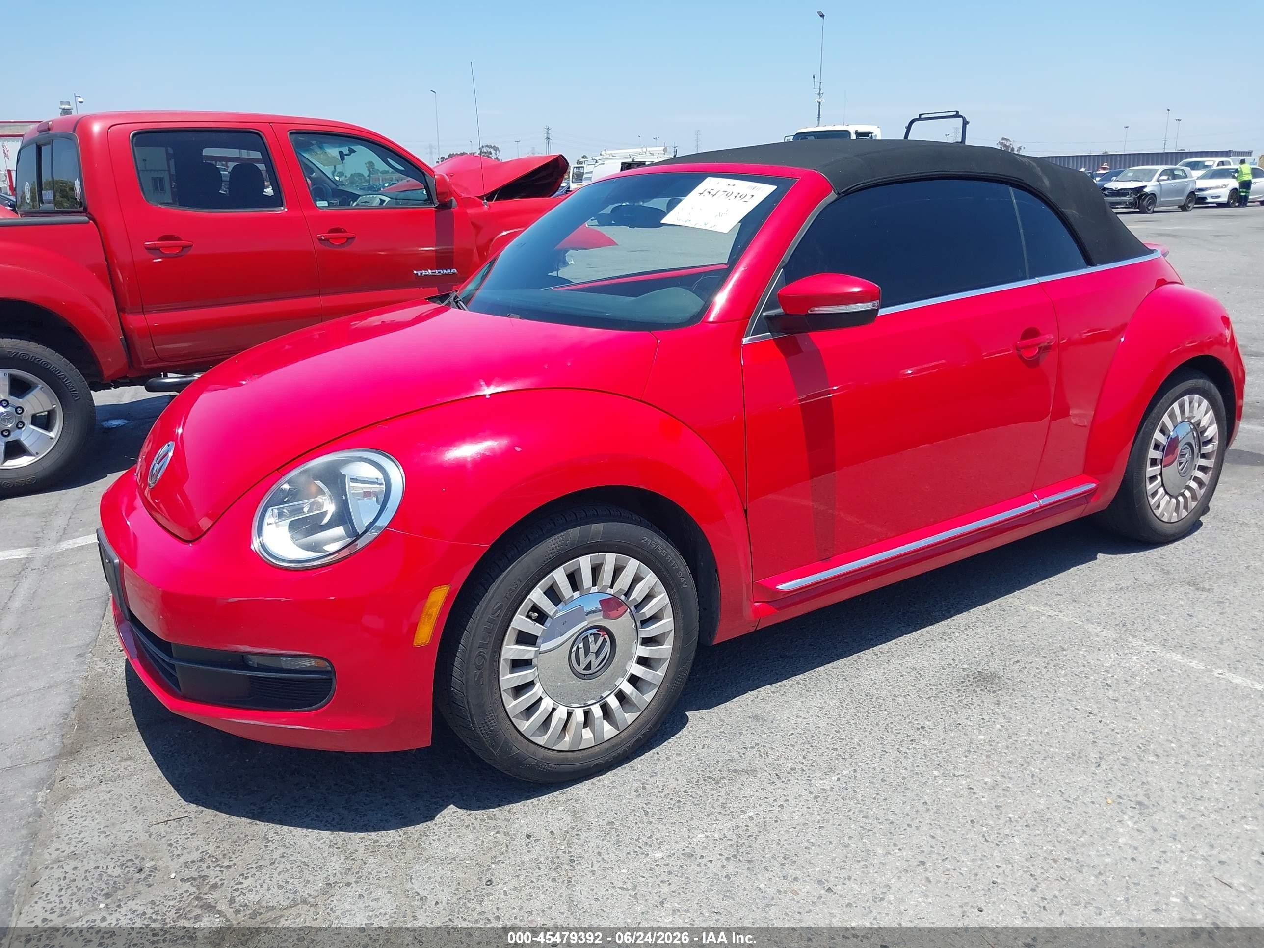 2014 Volkswagen Beetle 2.5l Red vin: 3VW5P7AT1EM805221