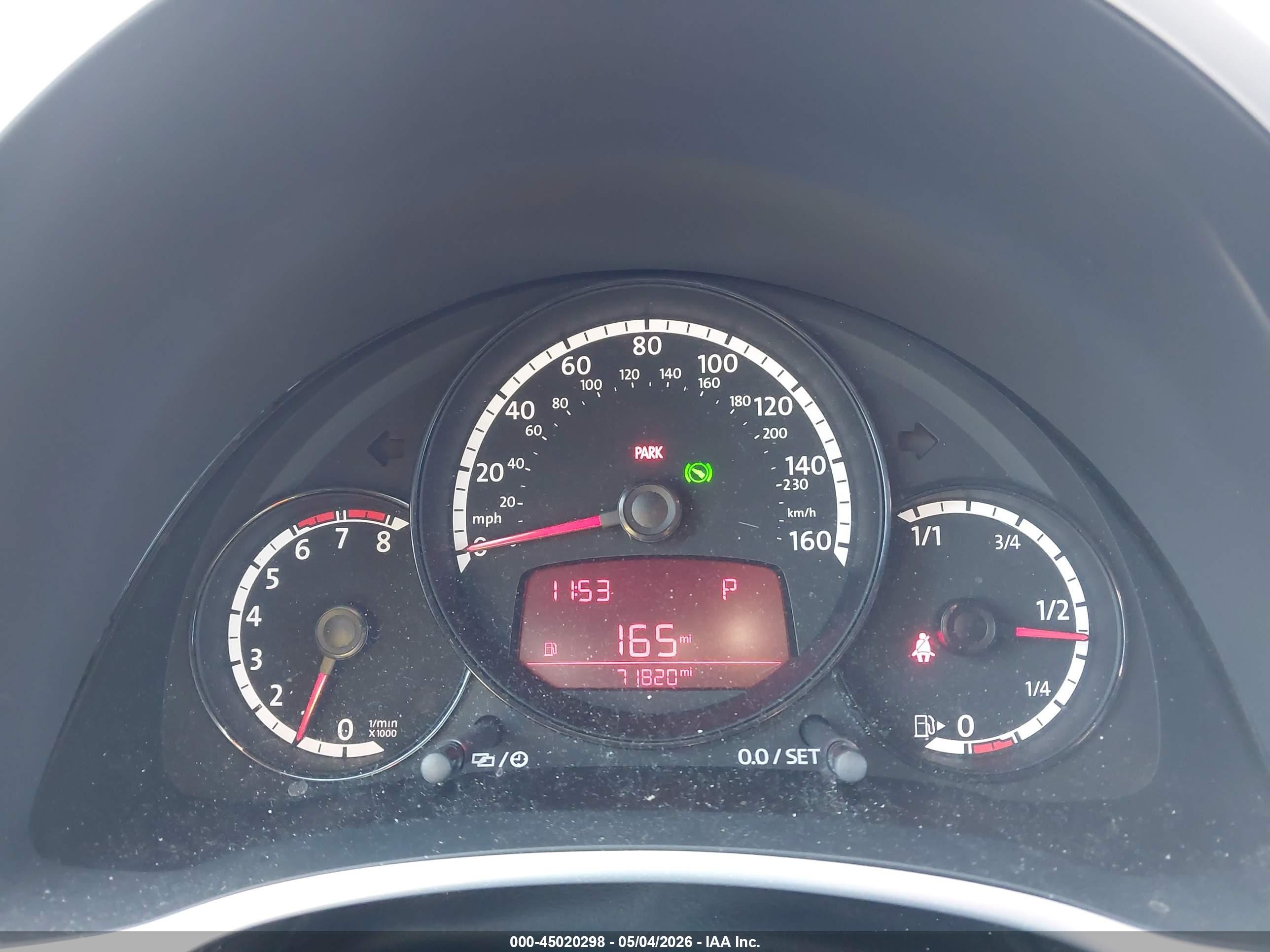 2013 Volkswagen Beetle 2.5l Бежевый vin: 3VW5P7AT2DM800480
