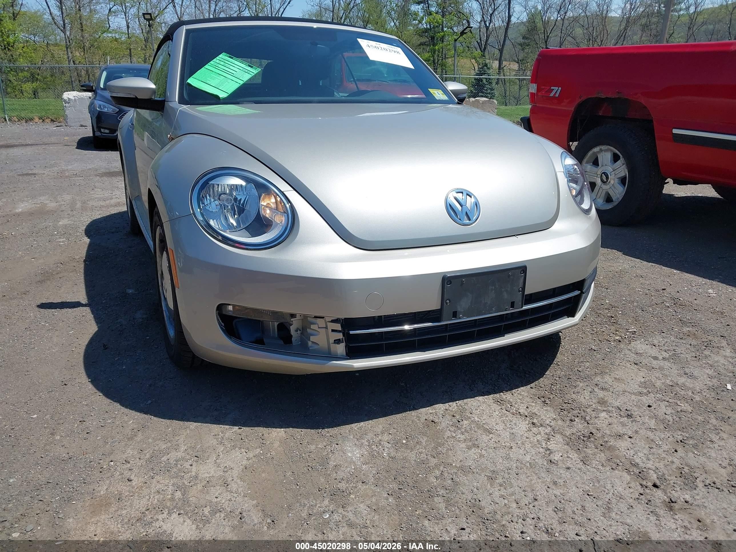 2013 Volkswagen Beetle 2.5l Бежевый vin: 3VW5P7AT2DM800480