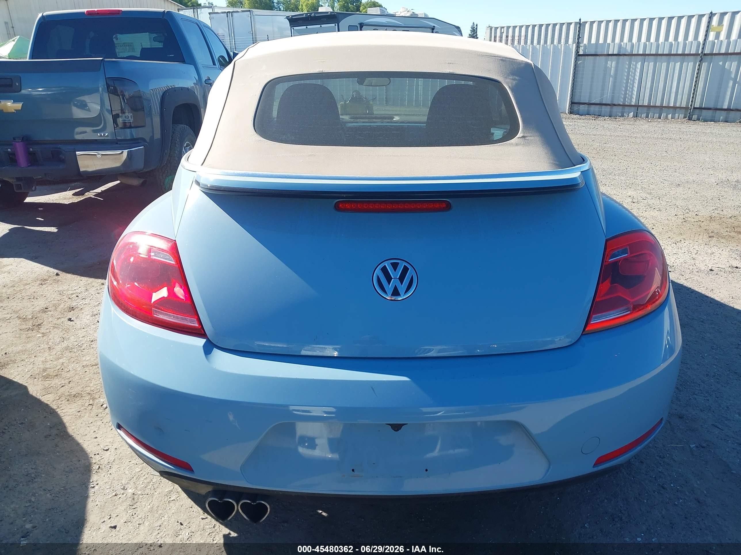 2013 Volkswagen Beetle 2.5l Light Blue vin: 3VW5P7AT2DM830465
