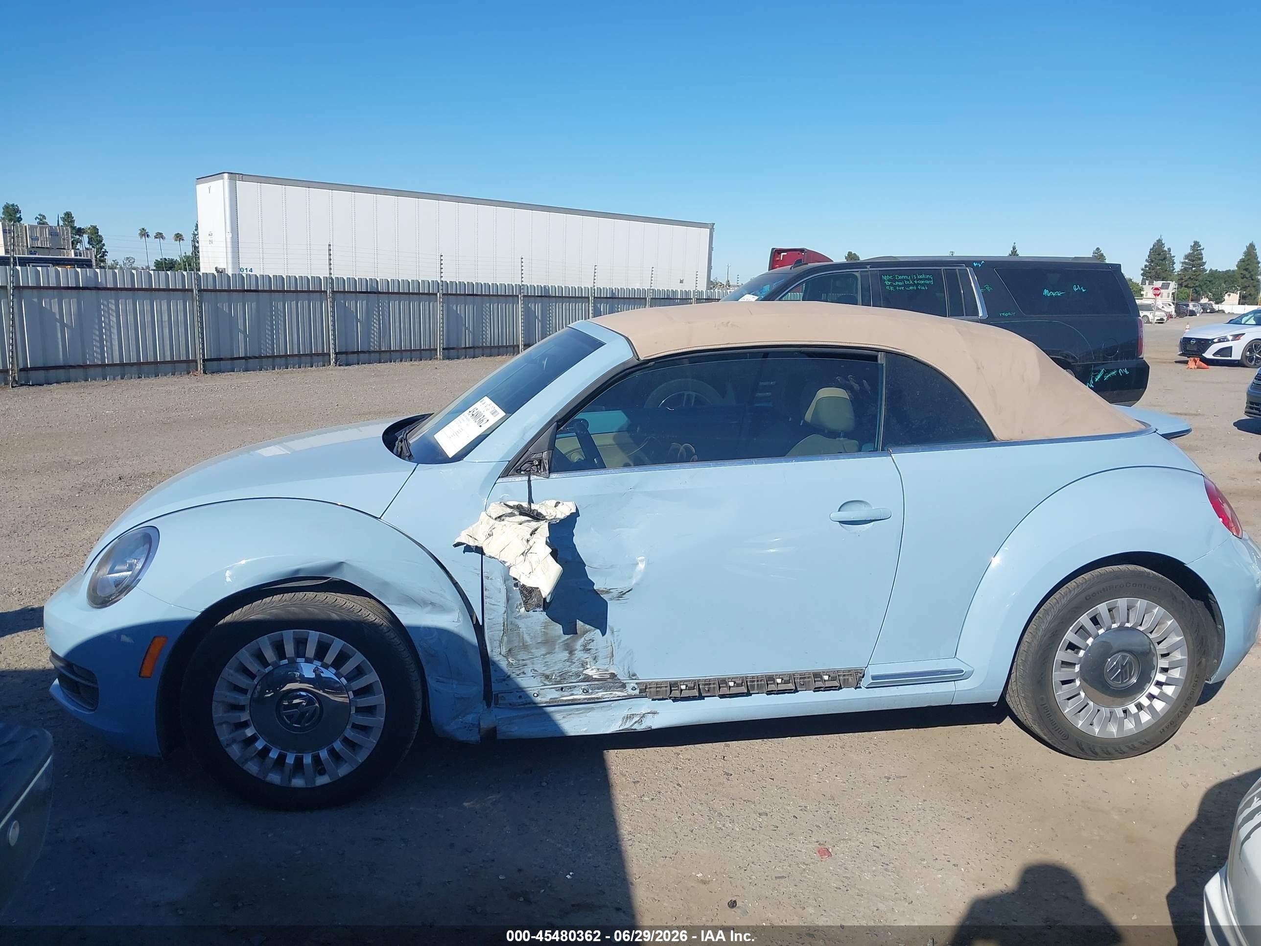 2013 Volkswagen Beetle 2.5l Light Blue vin: 3VW5P7AT2DM830465