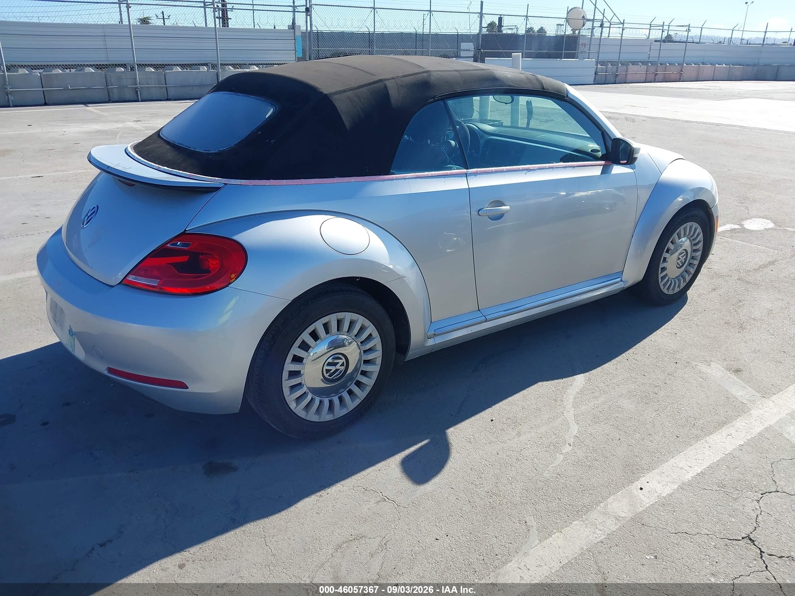 2013 Volkswagen Beetle 2.5l Silver vin: 3VW5P7AT2DM830868