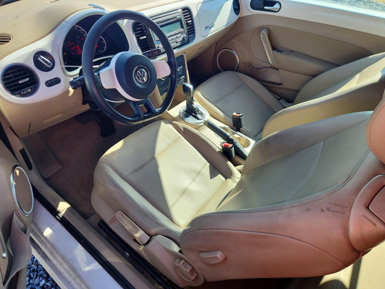2013 Volkswagen Beetle White vin: 3VW5P7AT3DM811617