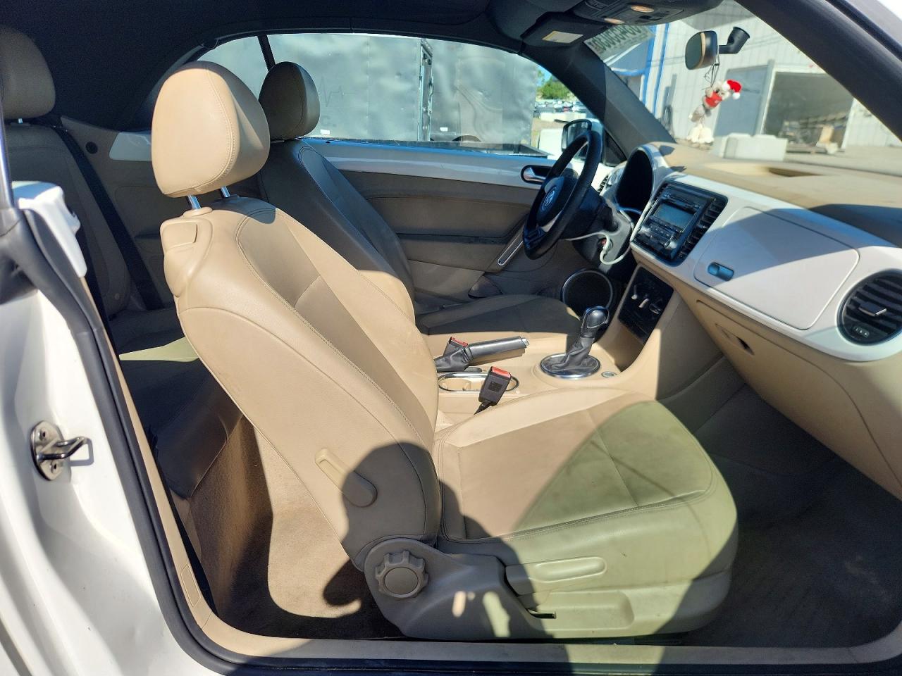 2013 Volkswagen Beetle White vin: 3VW5P7AT3DM811617