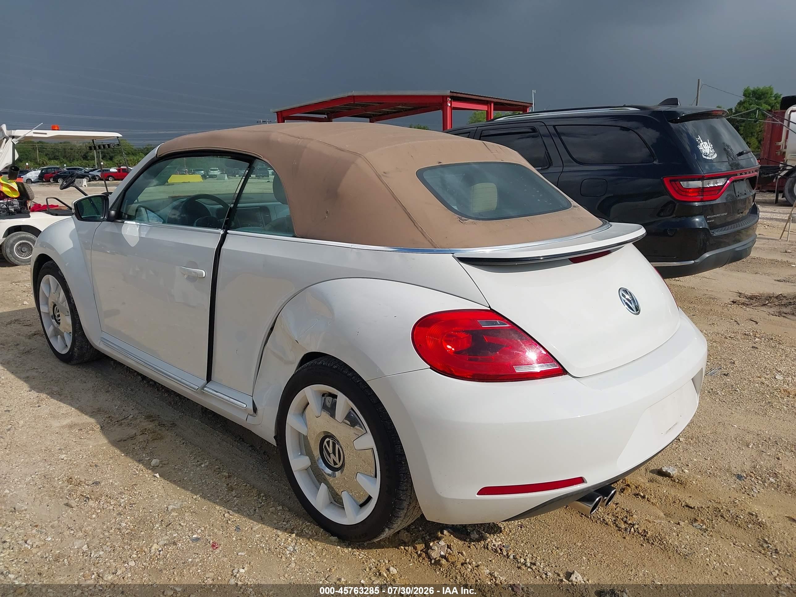 2013 Volkswagen Beetle 2.5l White vin: 3VW5P7AT3DM815800