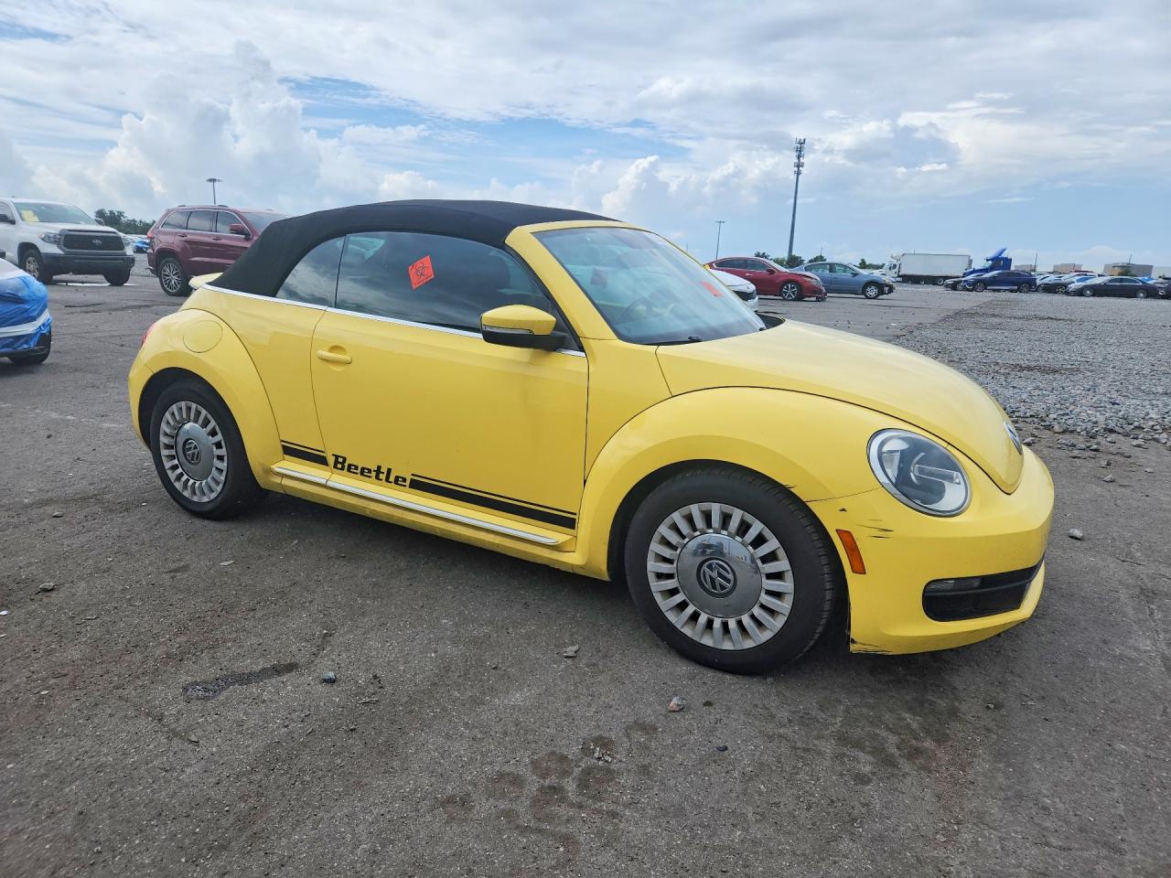 2013 Volkswagen Beetle Yellow vin: 3VW5P7AT3DM830037