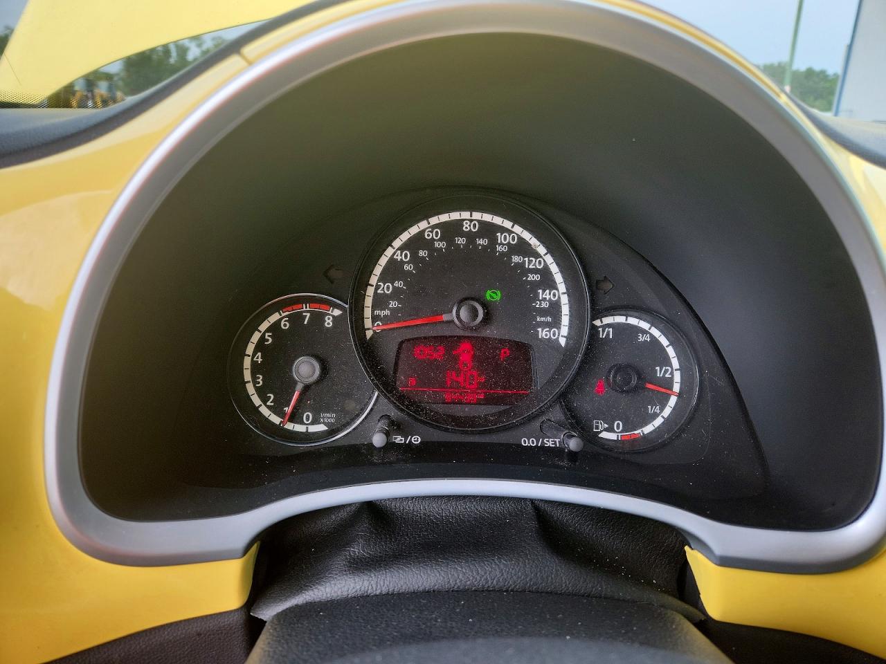 2013 Volkswagen Beetle Yellow vin: 3VW5P7AT3DM830037