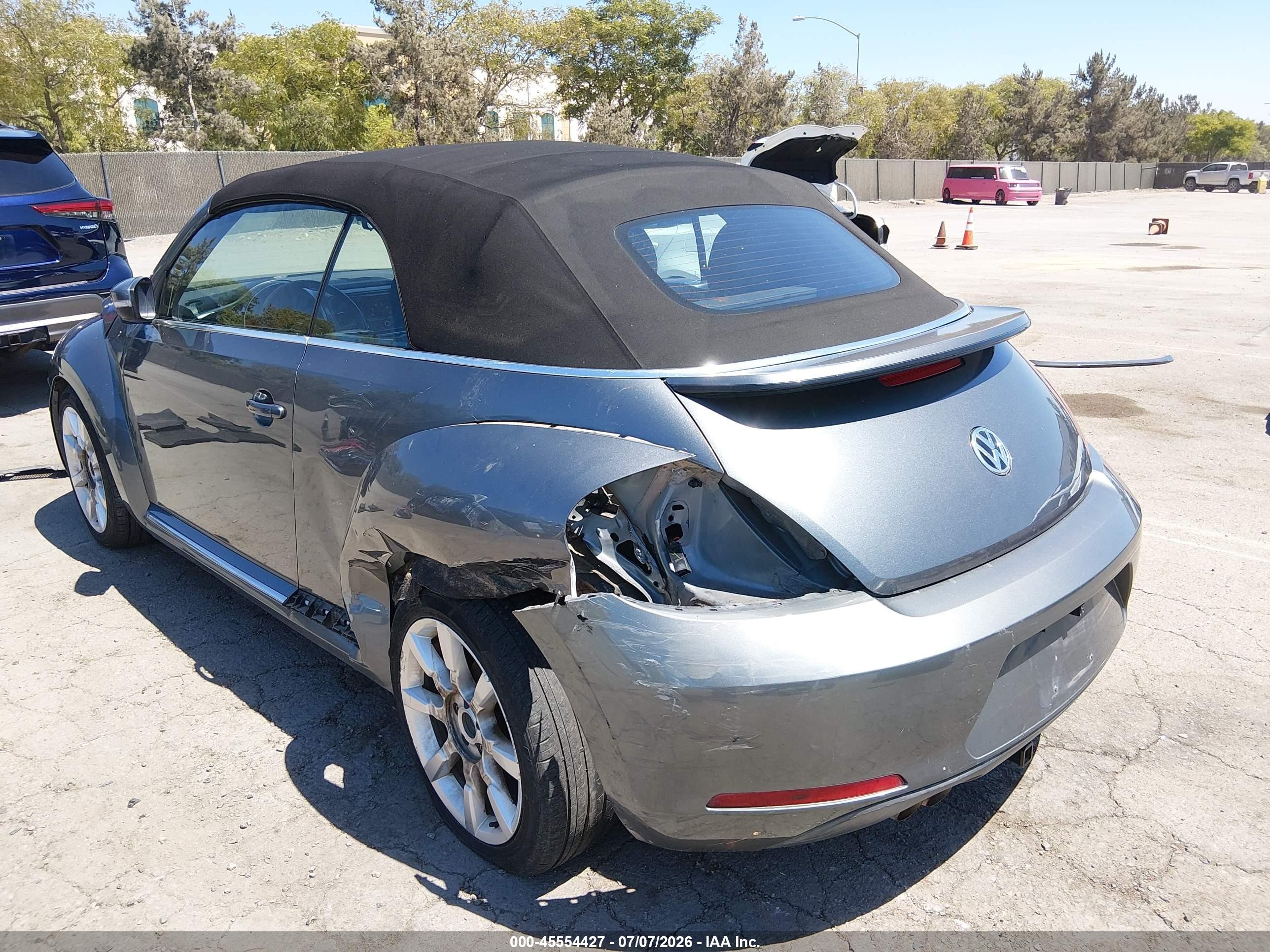 2013 Volkswagen Beetle 2.5l Gray vin: 3VW5P7AT4DM814218