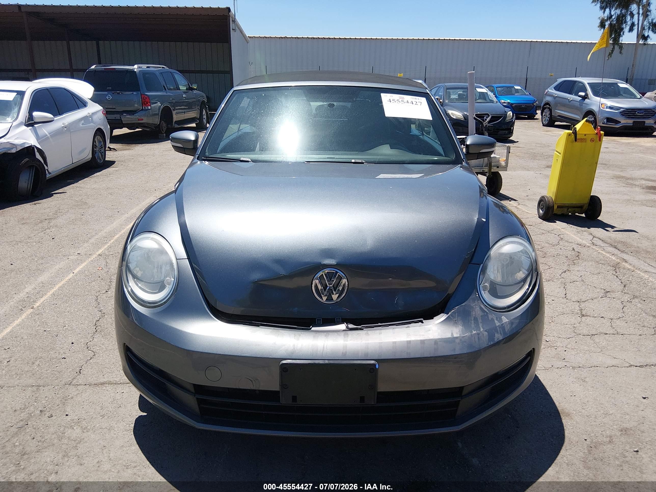 2013 Volkswagen Beetle 2.5l Gray vin: 3VW5P7AT4DM814218