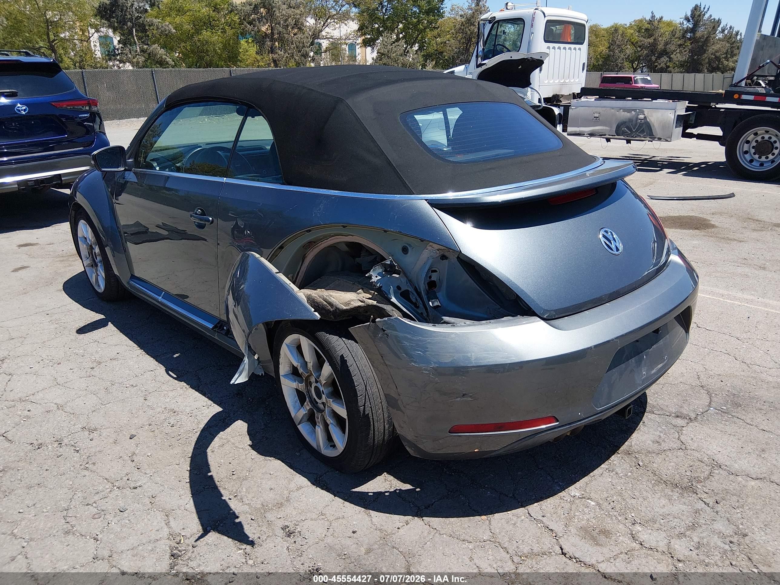 2013 Volkswagen Beetle 2.5l Gray vin: 3VW5P7AT4DM814218