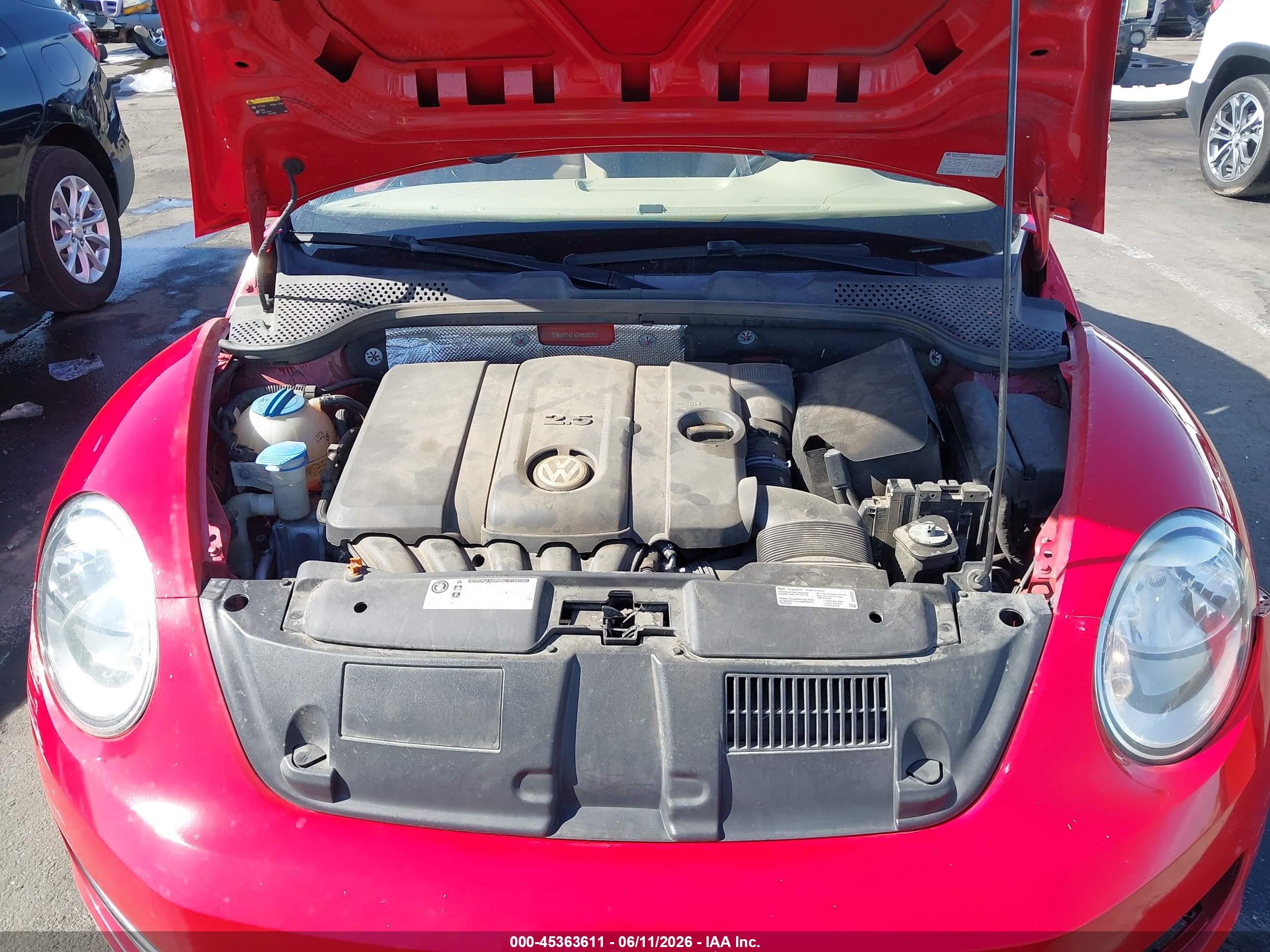2013 Volkswagen Beetle 2.5l Red vin: 3VW5P7AT4DM823355