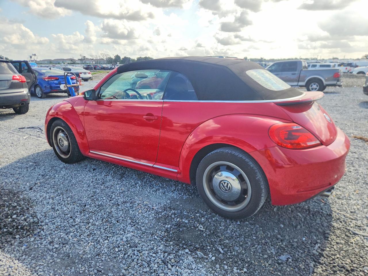 2013 Volkswagen Beetle Red vin: 3VW5P7AT6DM813376