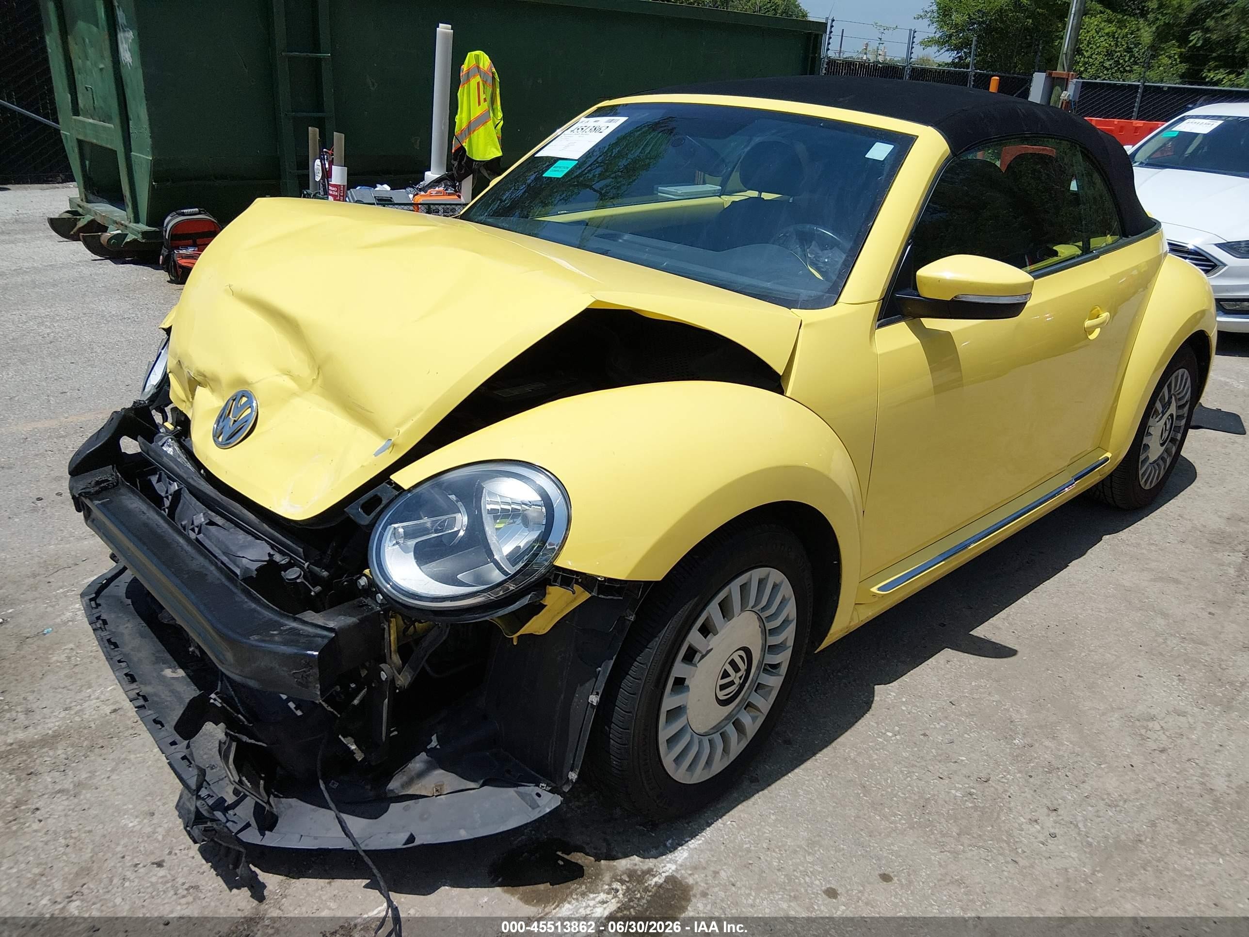 2014 Volkswagen Beetle 2.5l Yellow vin: 3VW5P7AT6EM801794