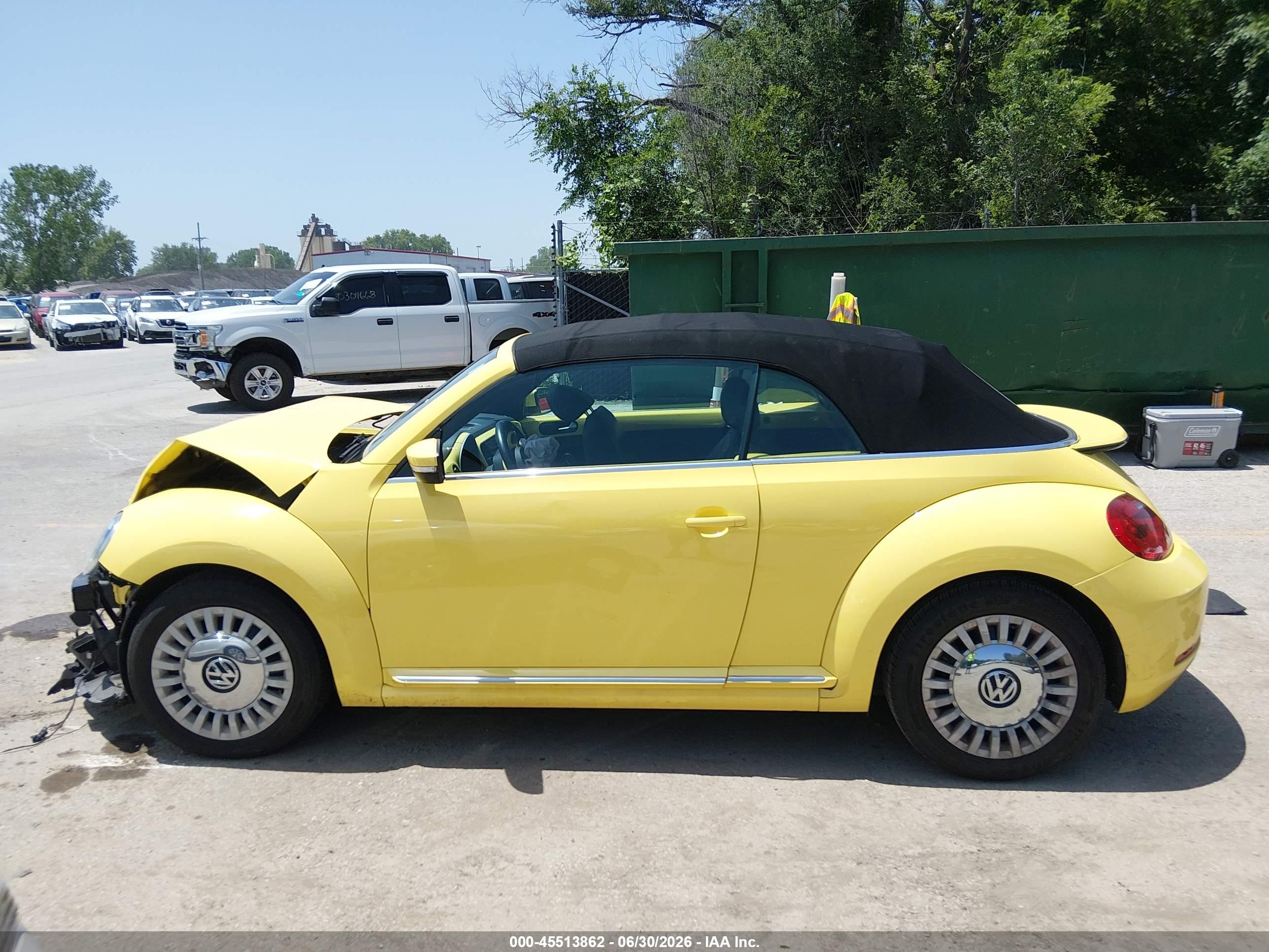 2014 Volkswagen Beetle 2.5l Yellow vin: 3VW5P7AT6EM801794