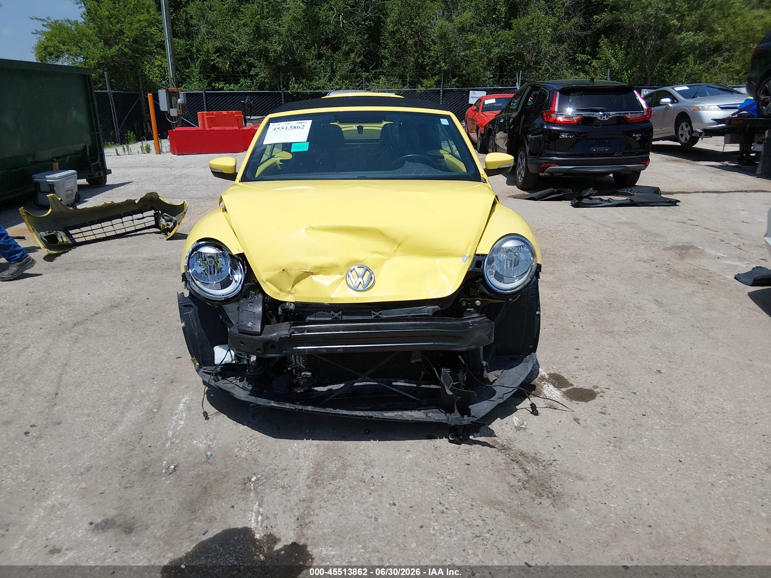 2014 Volkswagen Beetle 2.5l Yellow vin: 3VW5P7AT6EM801794