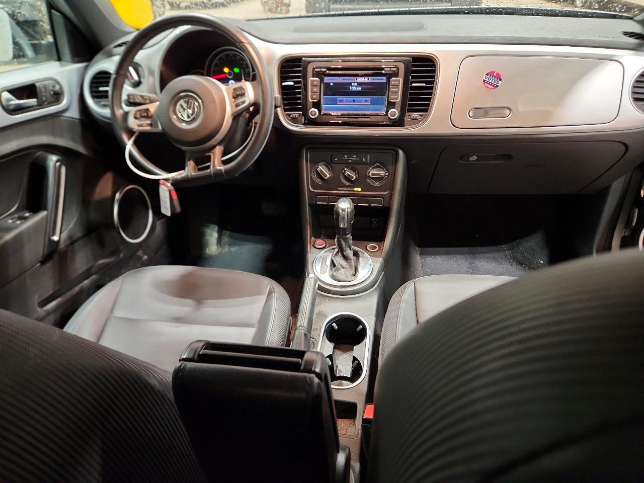 2014 Volkswagen Beetle Silver vin: 3VW5P7AT6EM805702