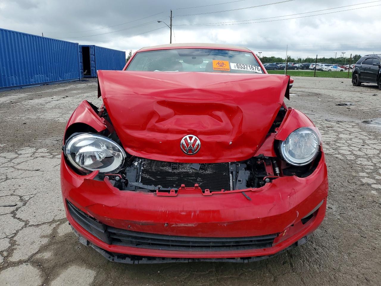 2013 Volkswagen Beetle Red vin: 3VW5P7AT7DM800328