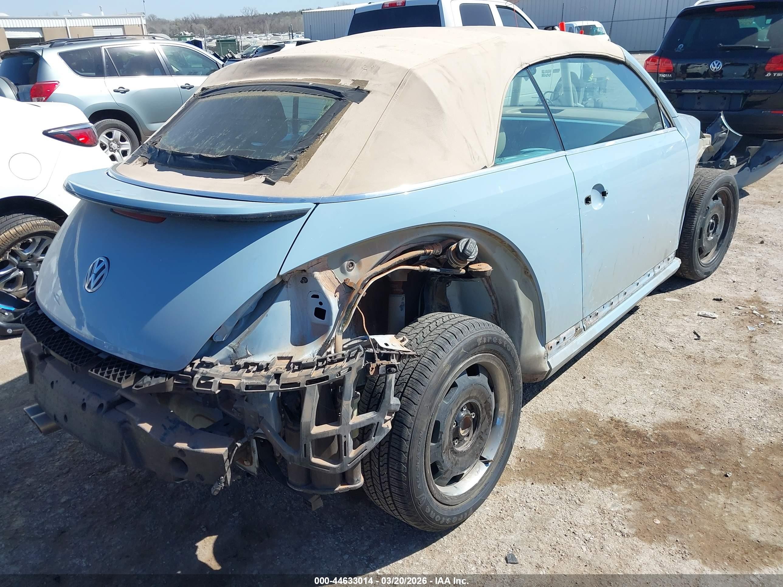 2013 Volkswagen Beetle 2.5l Синий vin: 3VW5P7AT7DM827089