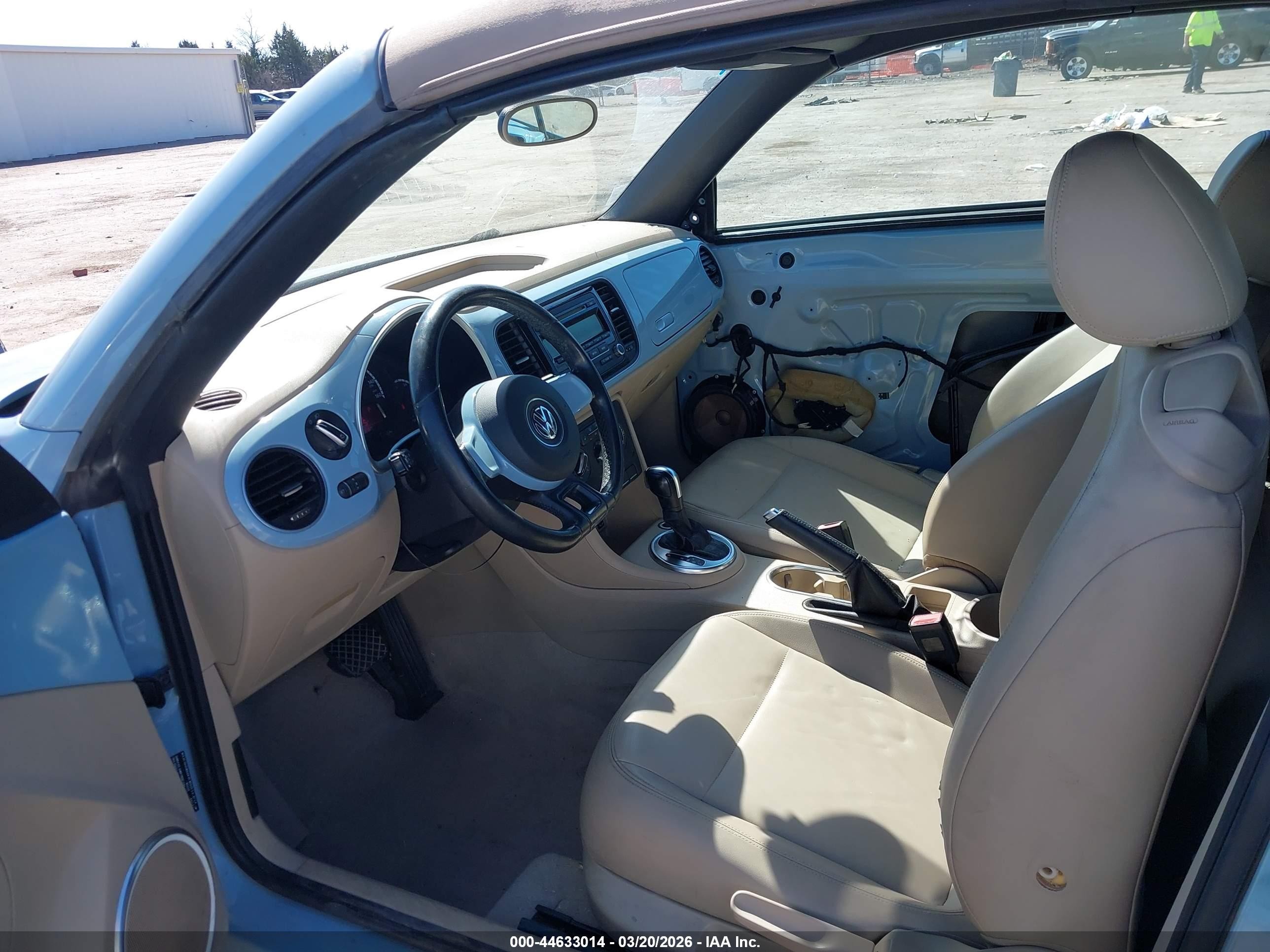 2013 Volkswagen Beetle 2.5l Синий vin: 3VW5P7AT7DM827089